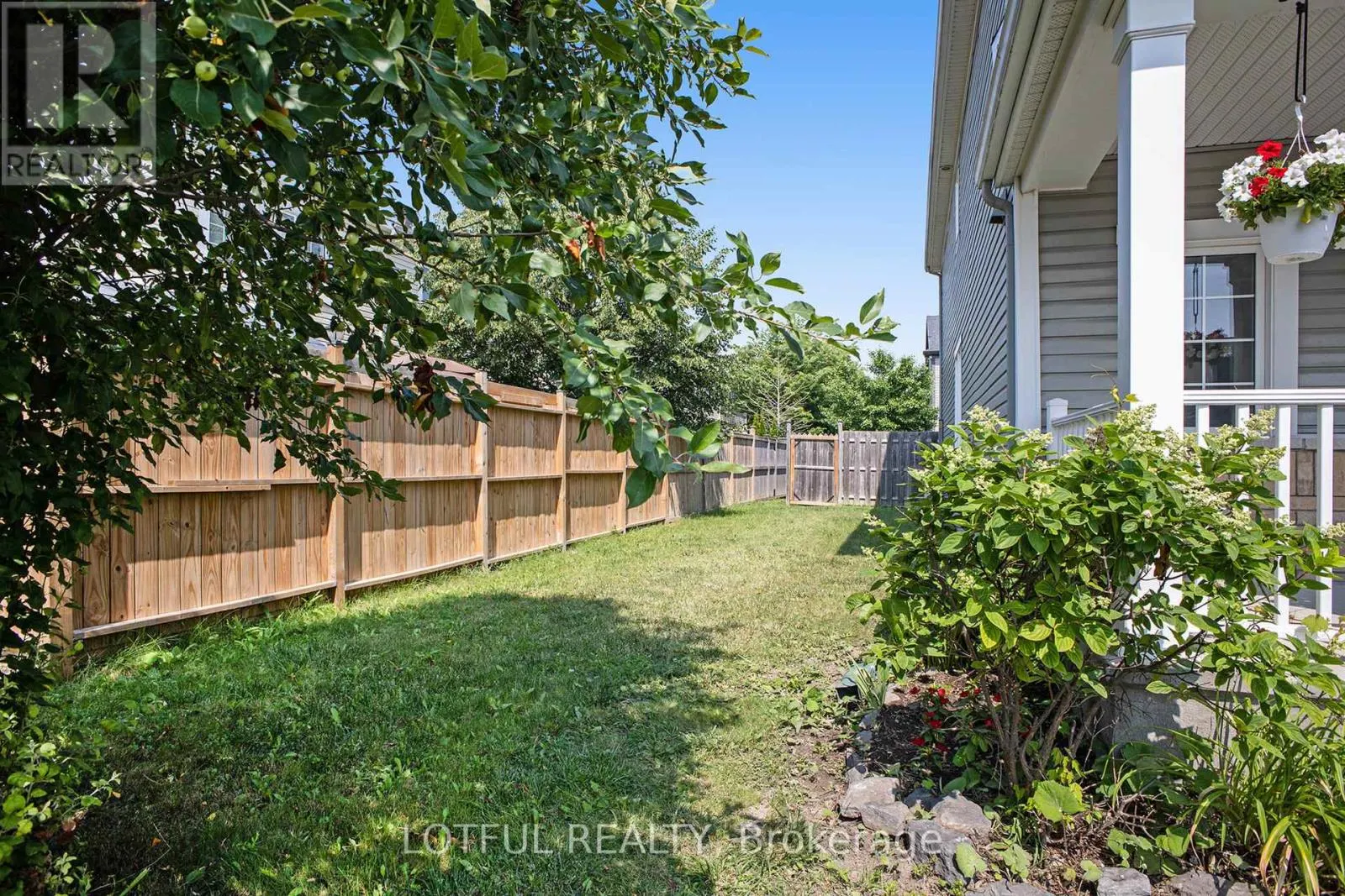 881 CAMPOBELLO DRIVE