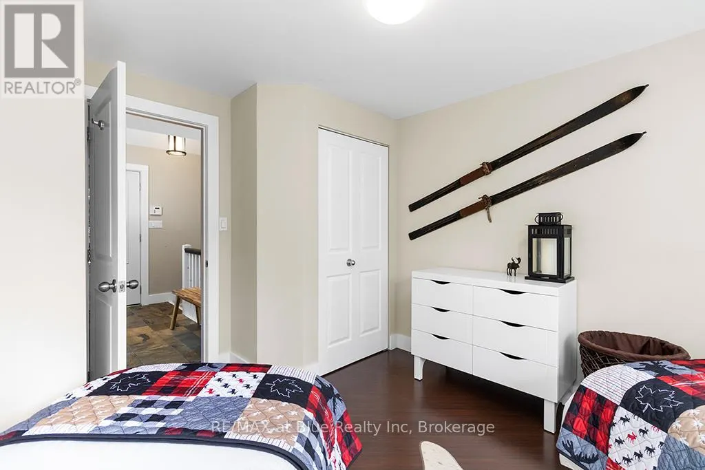 147 CARMICHAEL CRESCENT