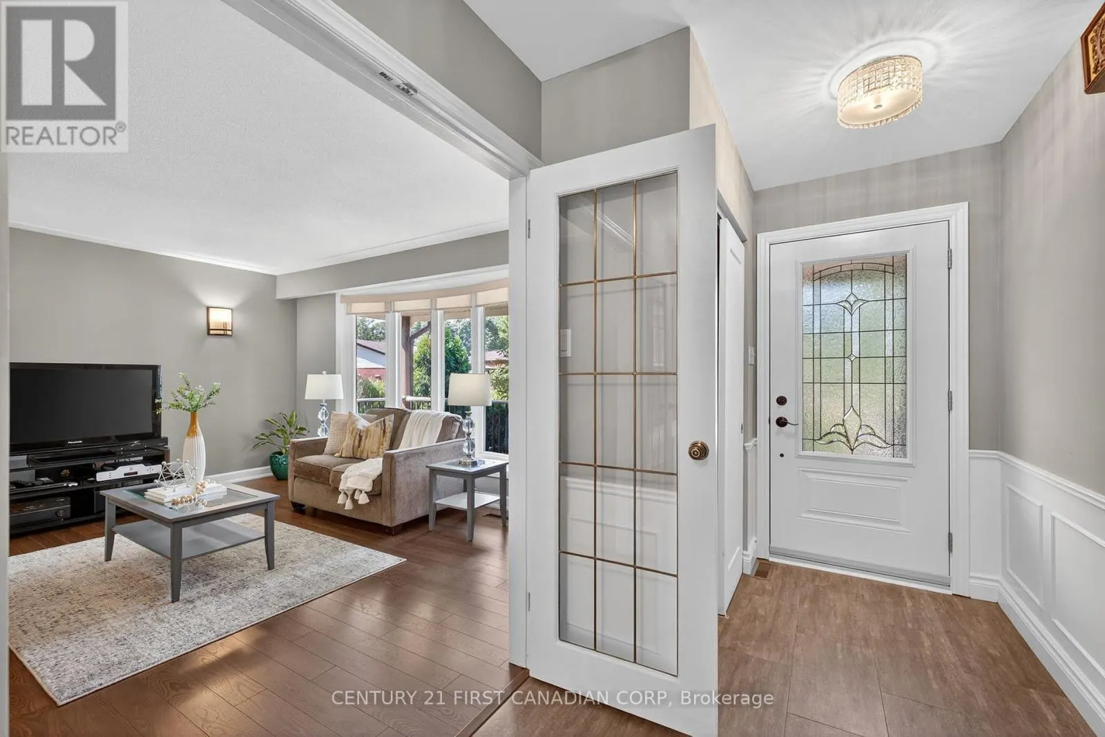 1432 NORMAN PLACE