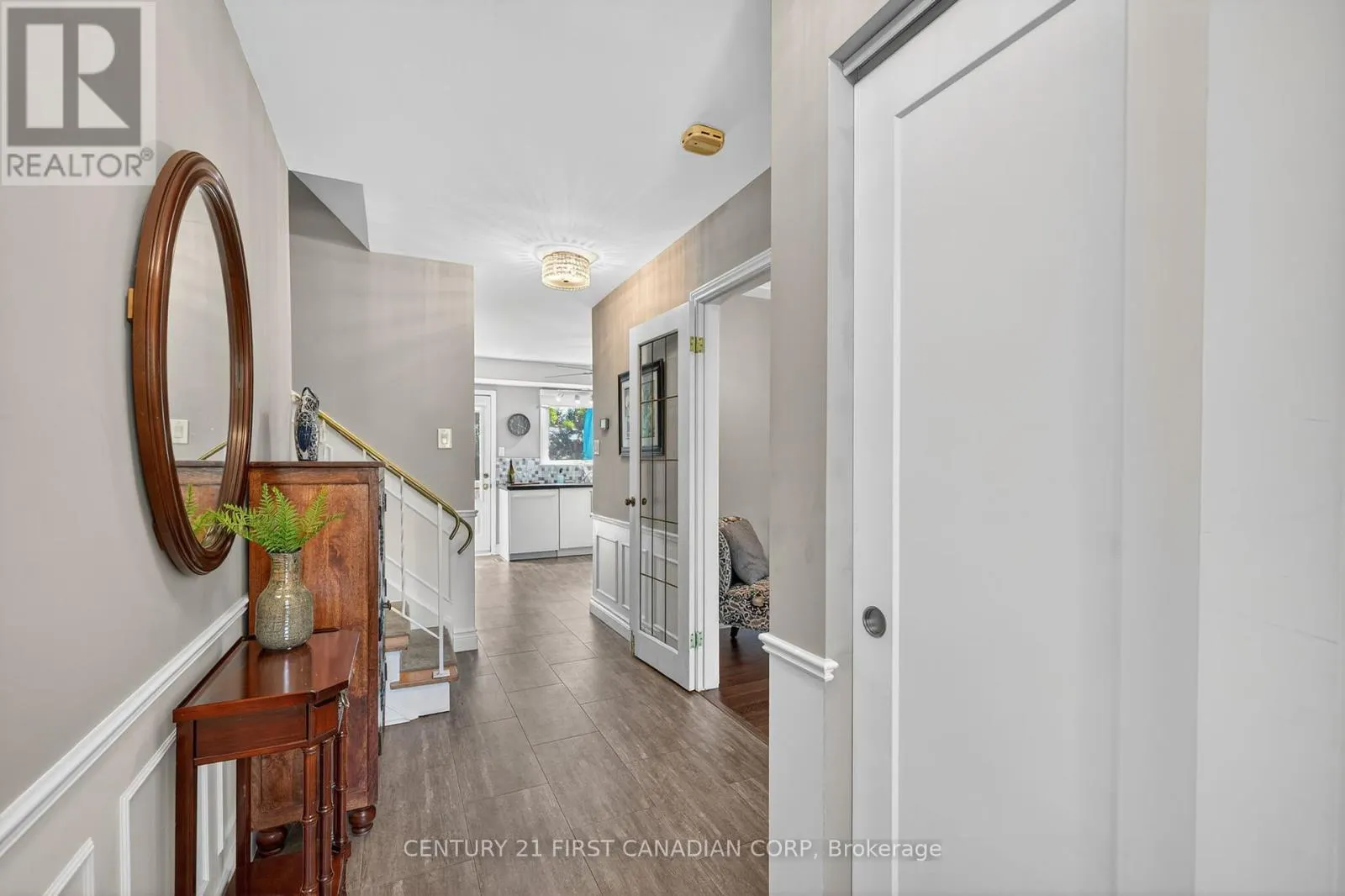1432 NORMAN PLACE