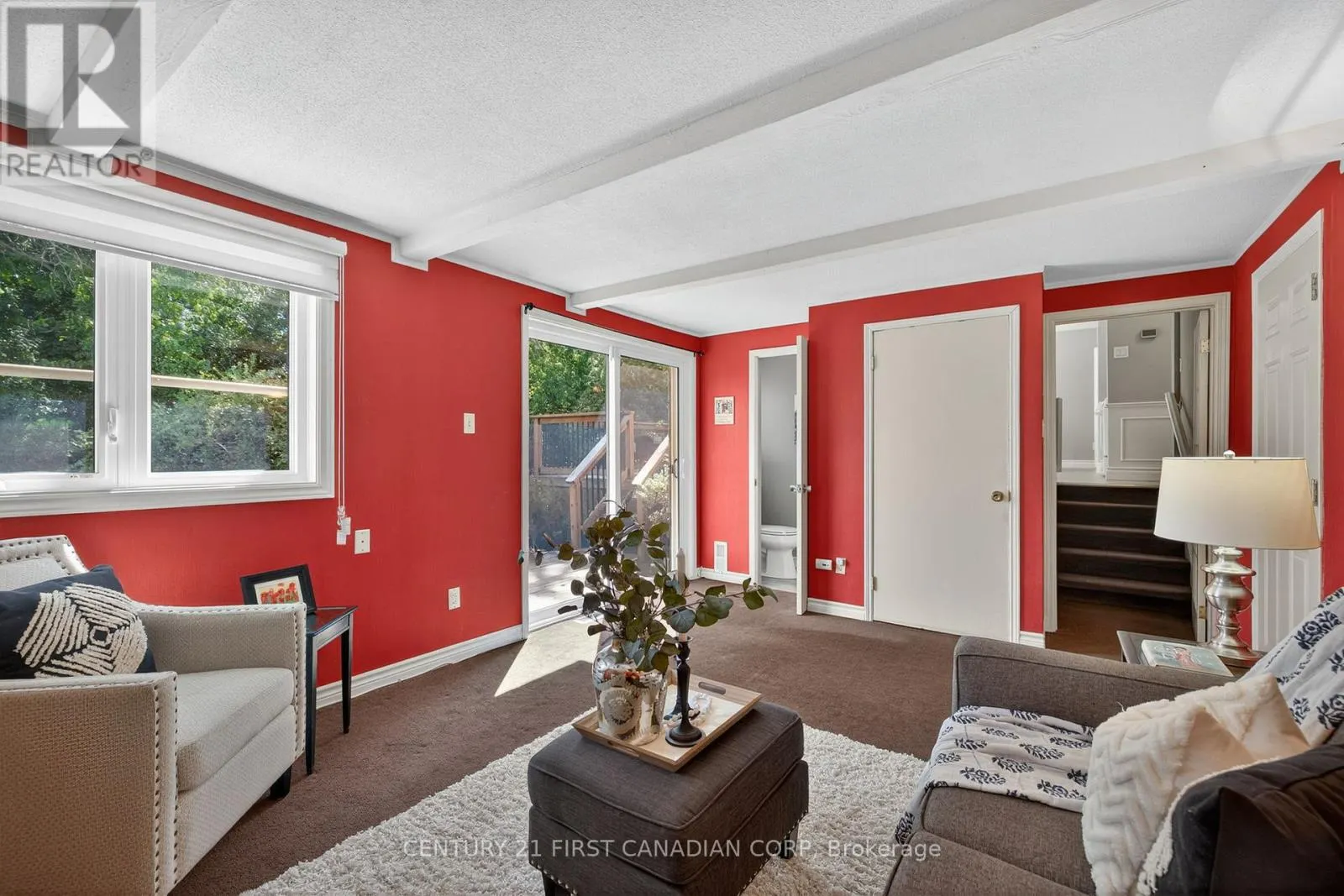 1432 NORMAN PLACE