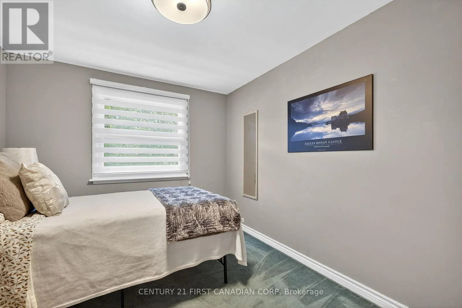 1432 NORMAN PLACE