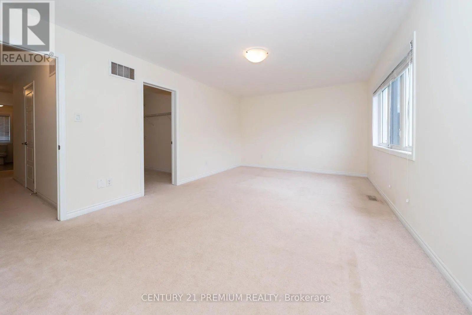 685 DOON SOUTH DRIVE