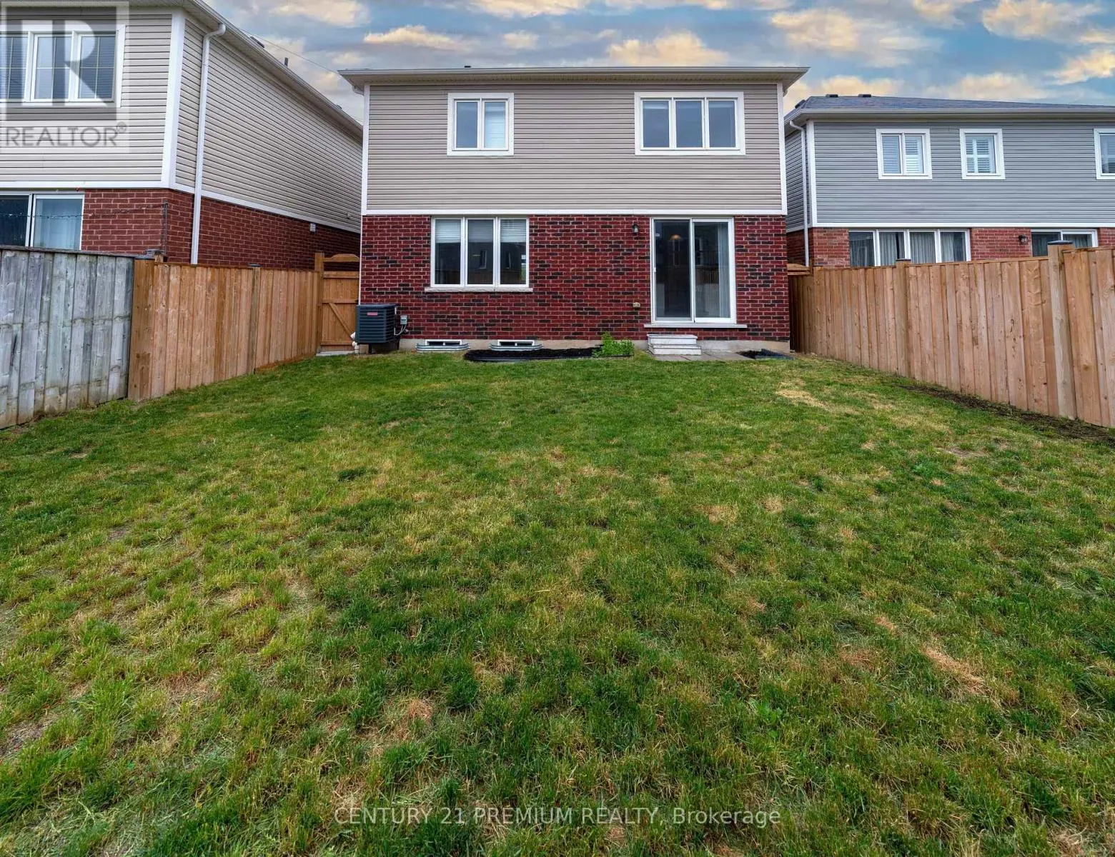 685 DOON SOUTH DRIVE