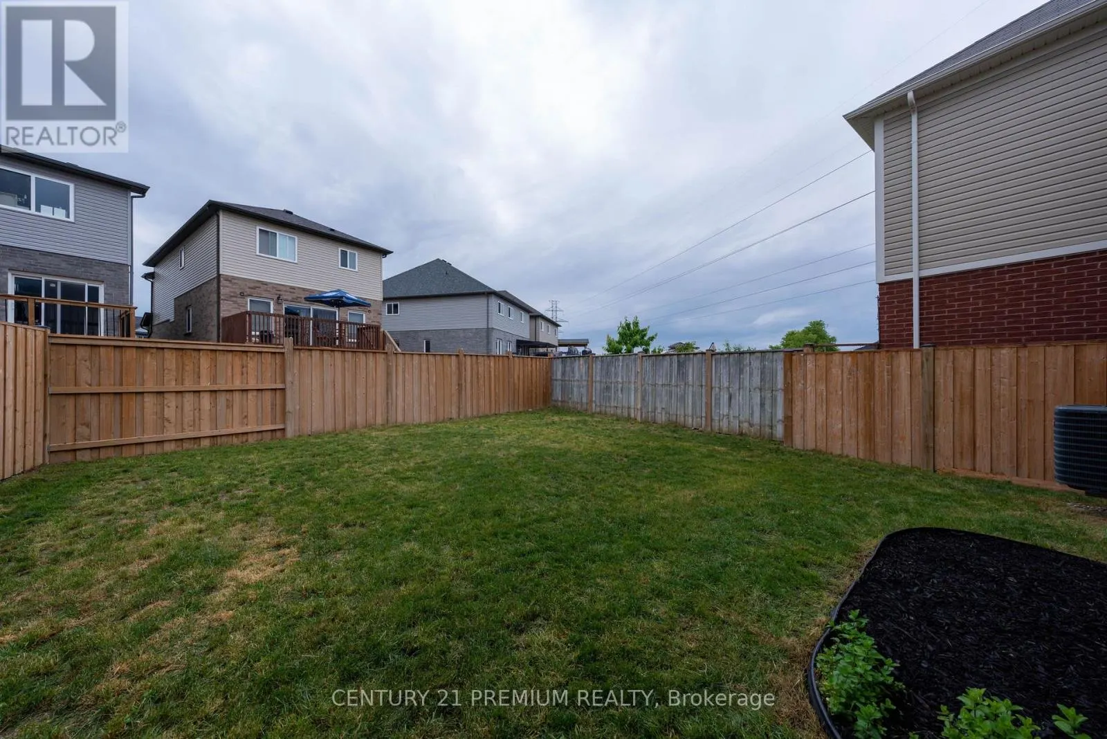 685 DOON SOUTH DRIVE