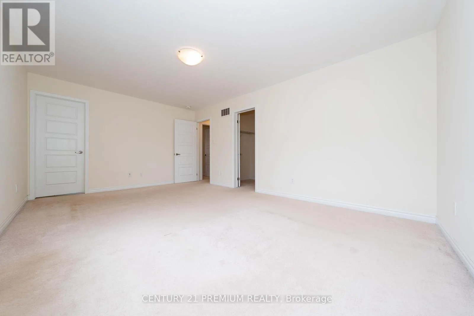 685 DOON SOUTH DRIVE