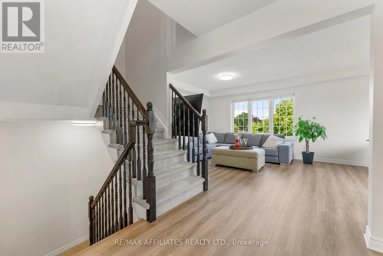 407 COLDWATER CRESCENT