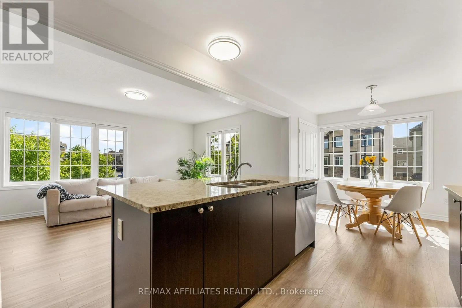 407 COLDWATER CRESCENT