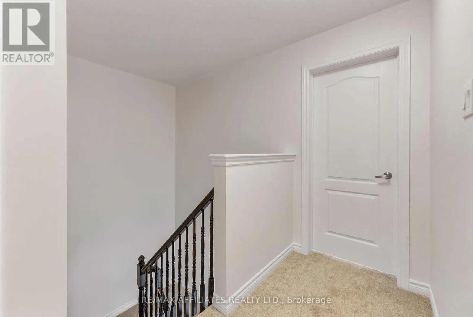 407 COLDWATER CRESCENT