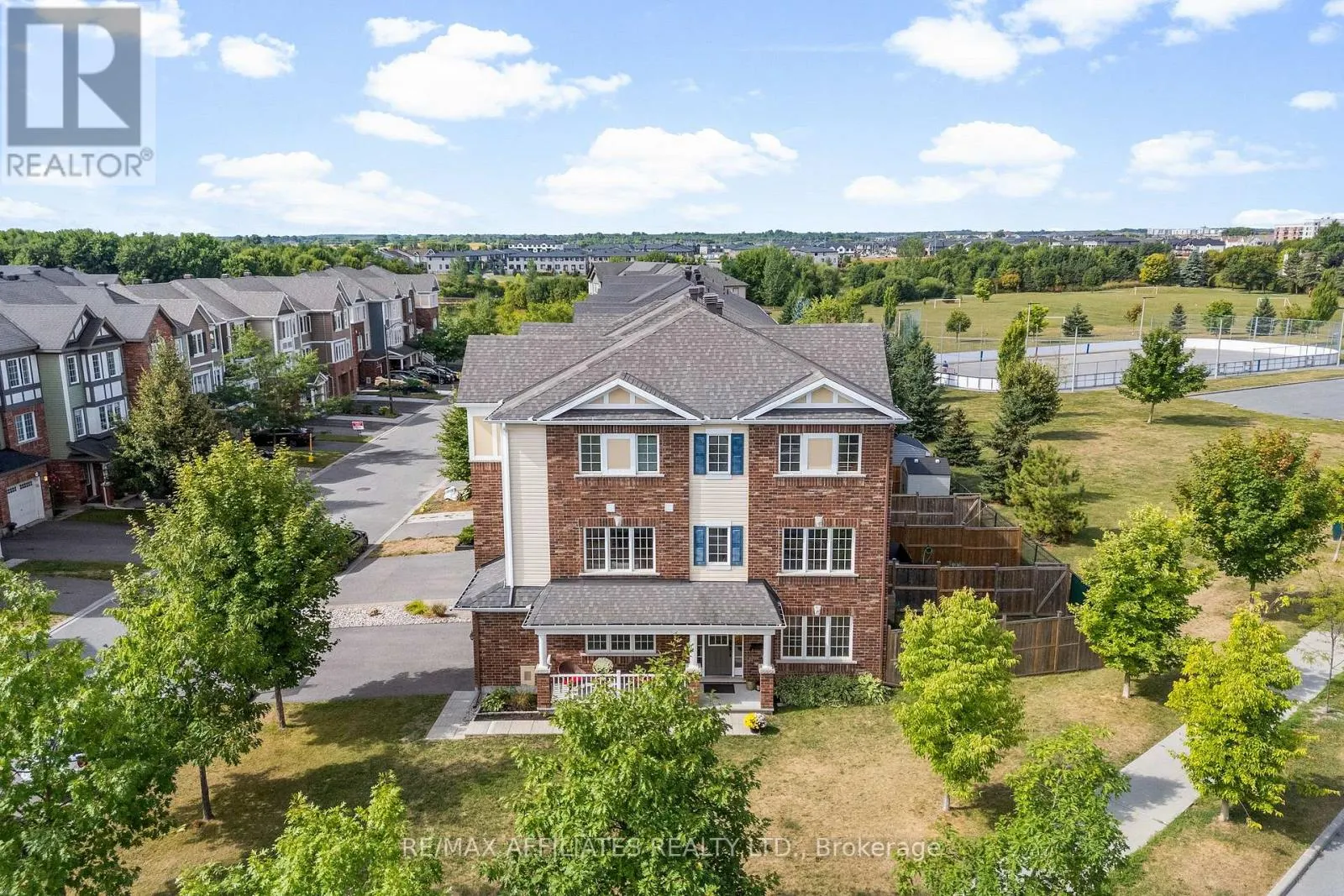 407 COLDWATER CRESCENT
