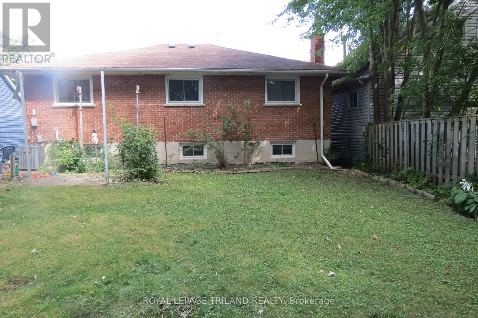 17 CLEMENS STREET