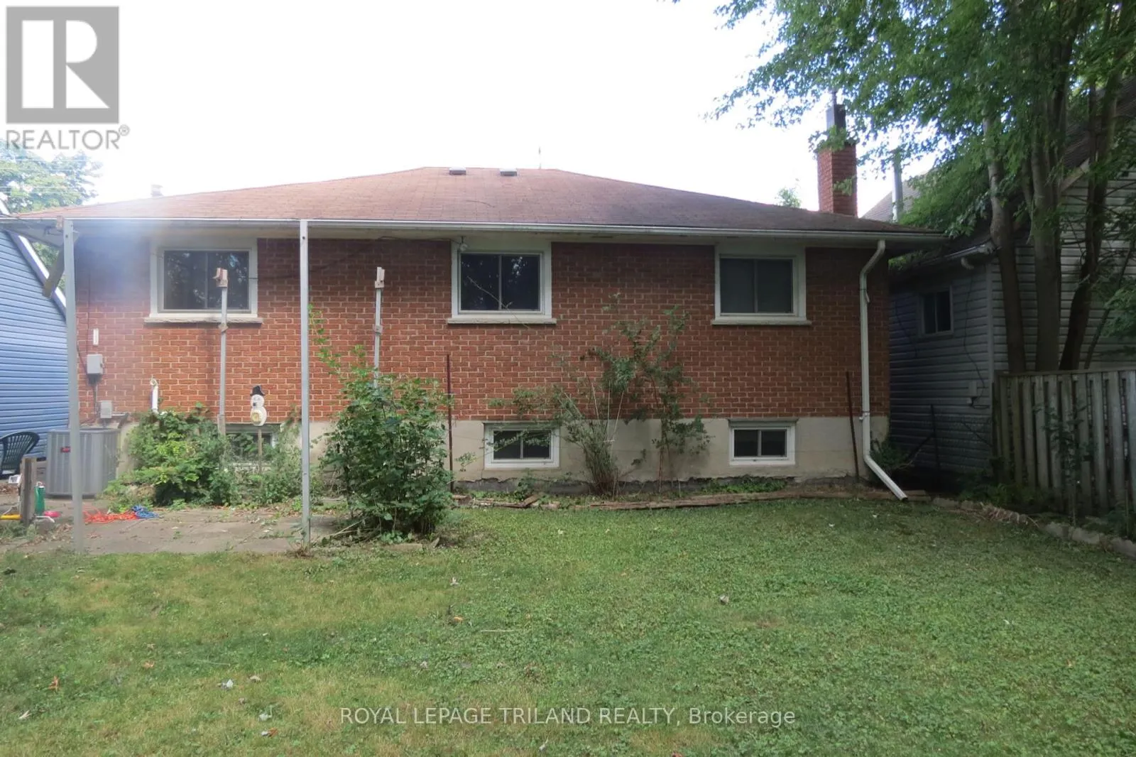 17 CLEMENS STREET