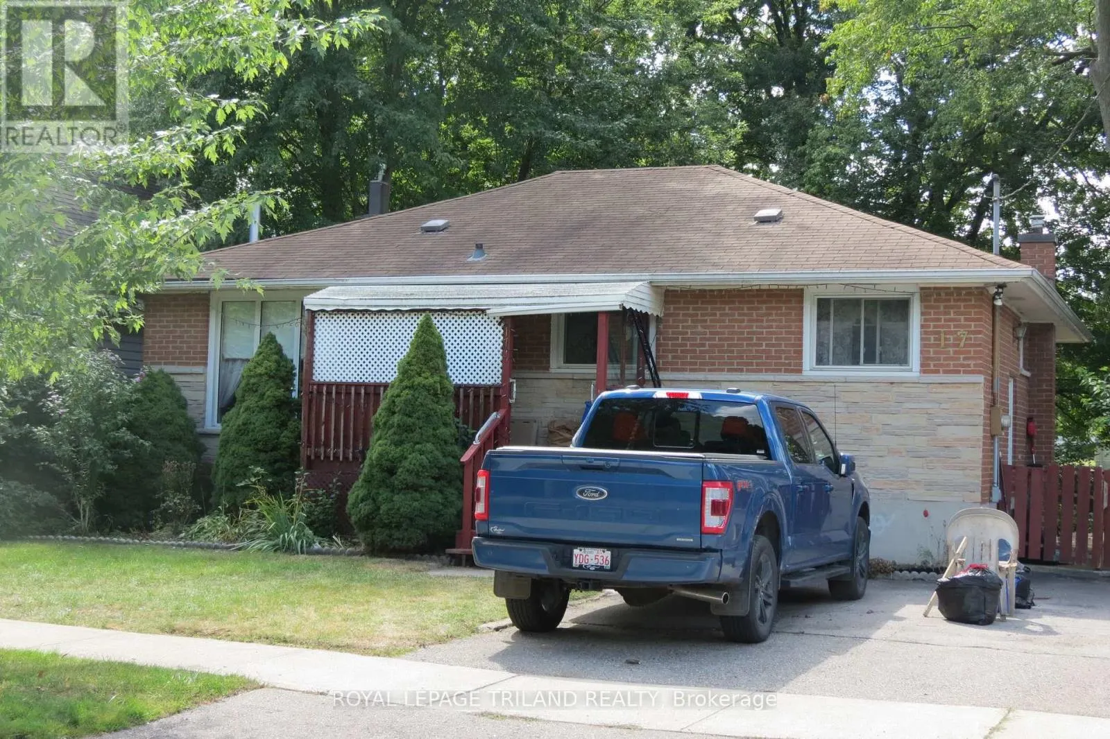17 CLEMENS STREET