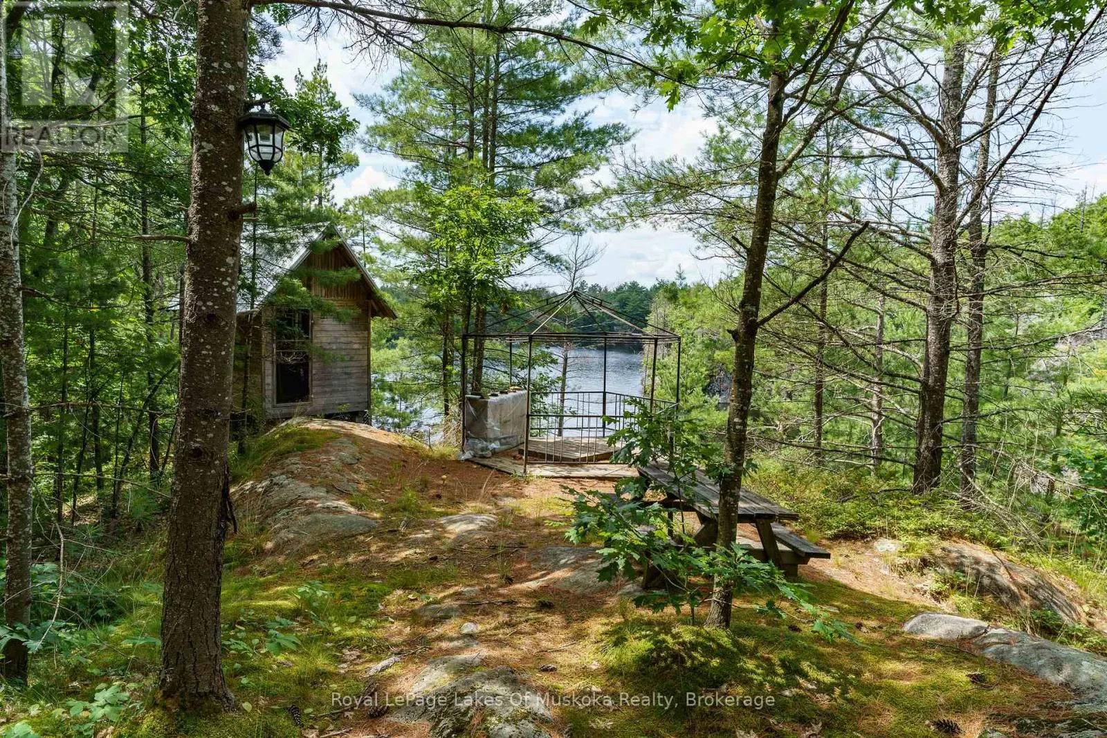 998 GULL LAKE