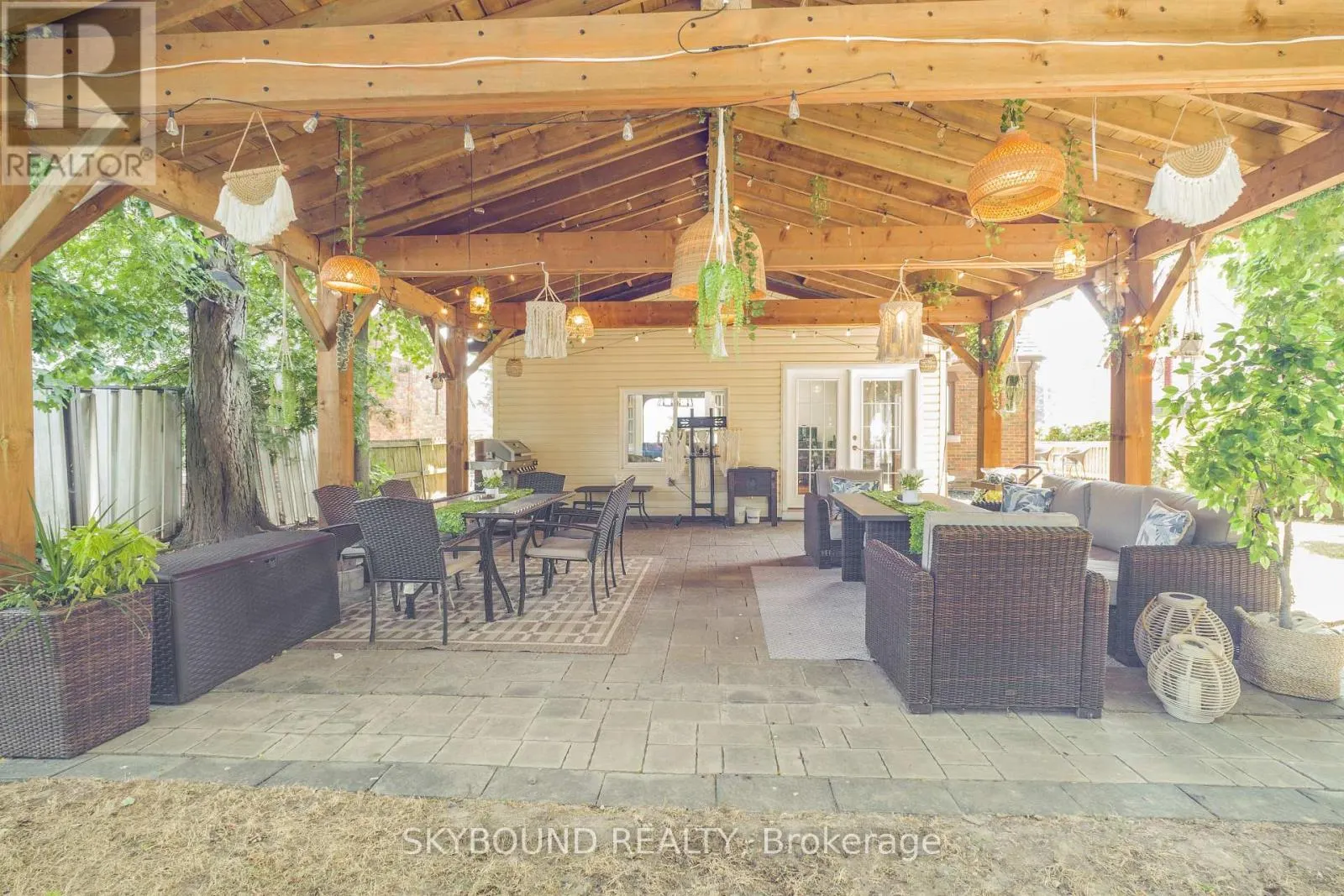 5177 VALLEY WAY