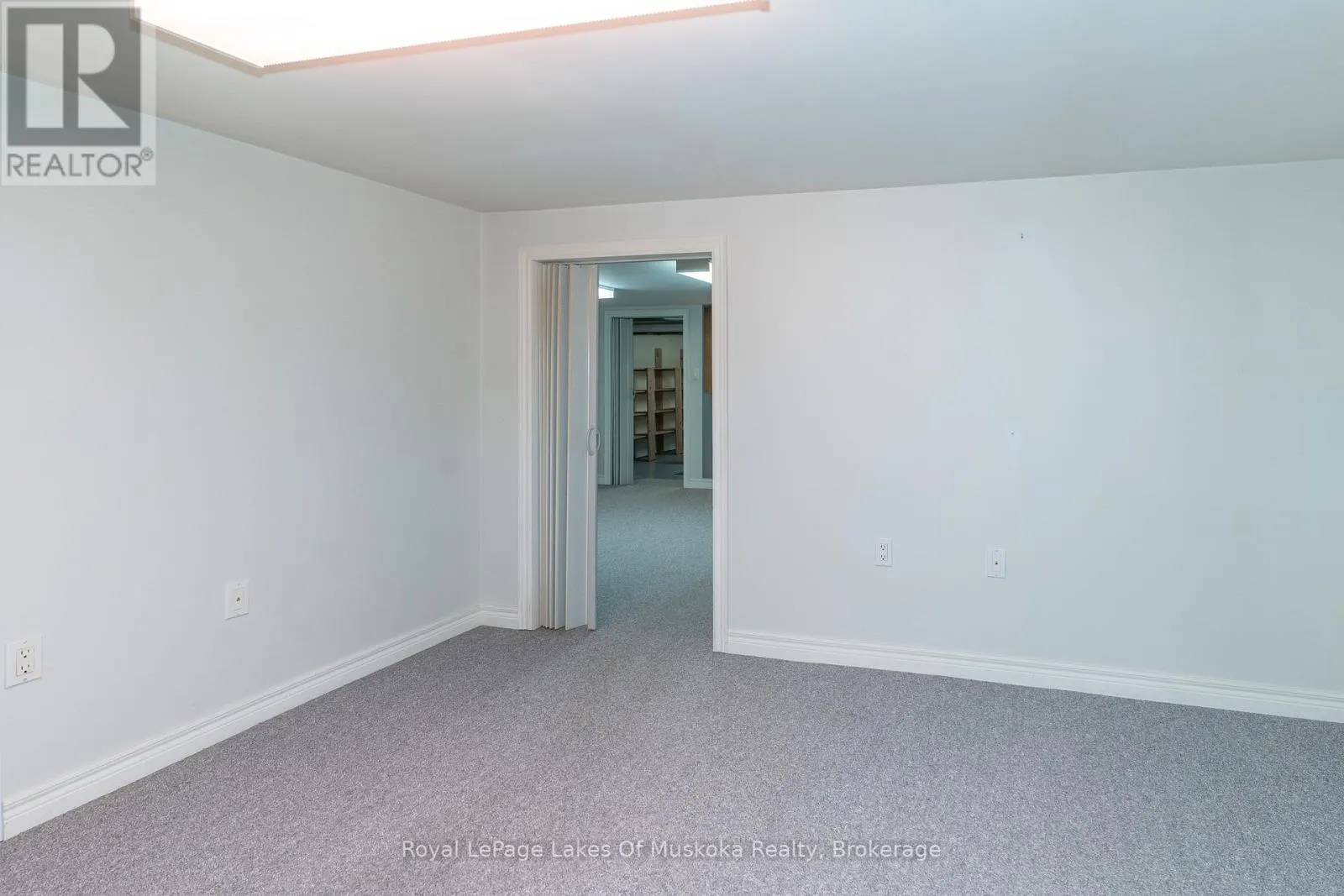25 STONEHEDGE CLOSE