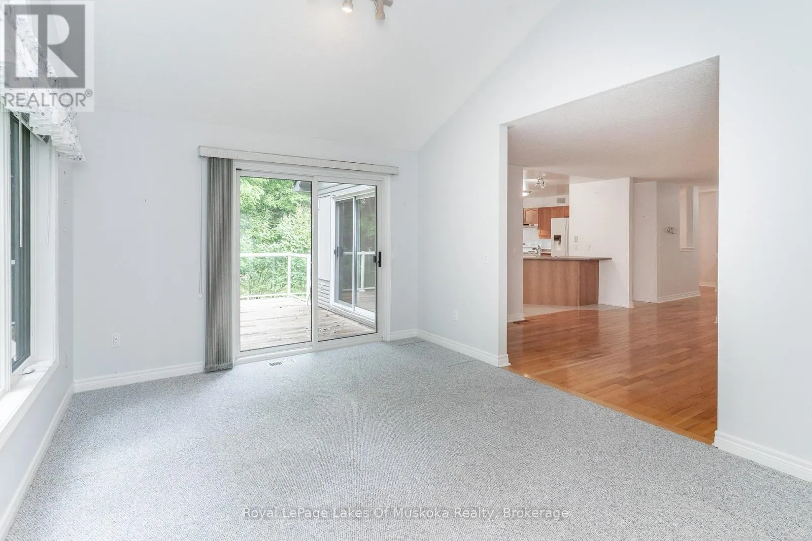 25 STONEHEDGE CLOSE