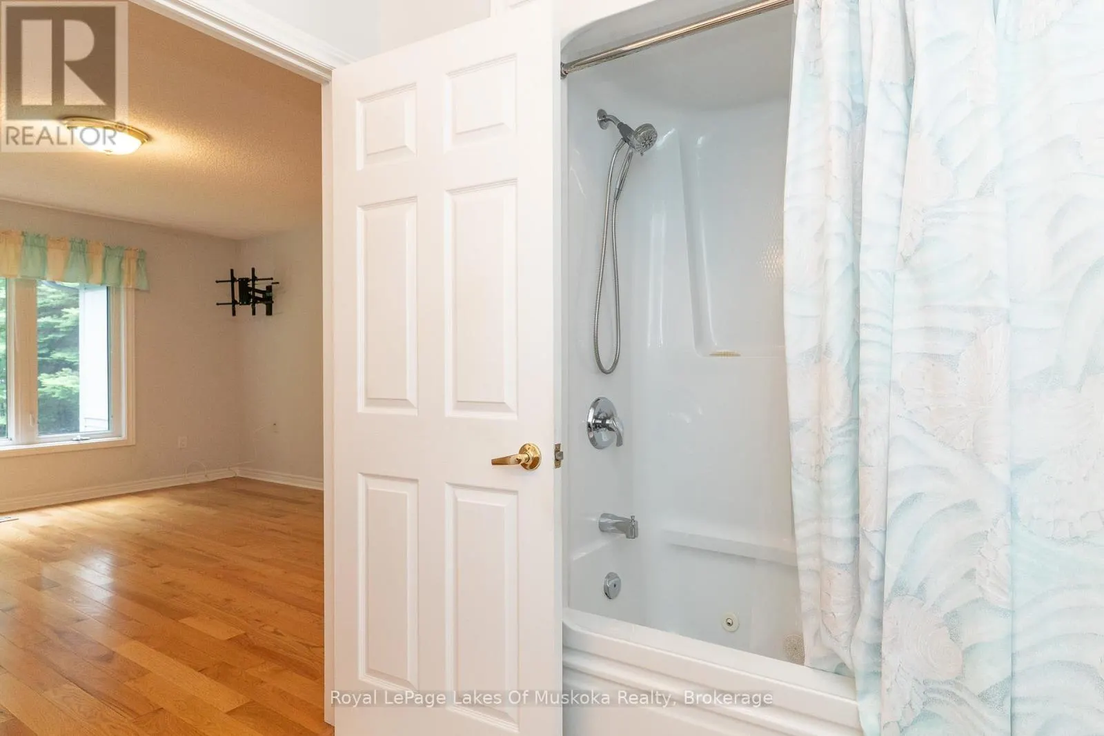 25 STONEHEDGE CLOSE