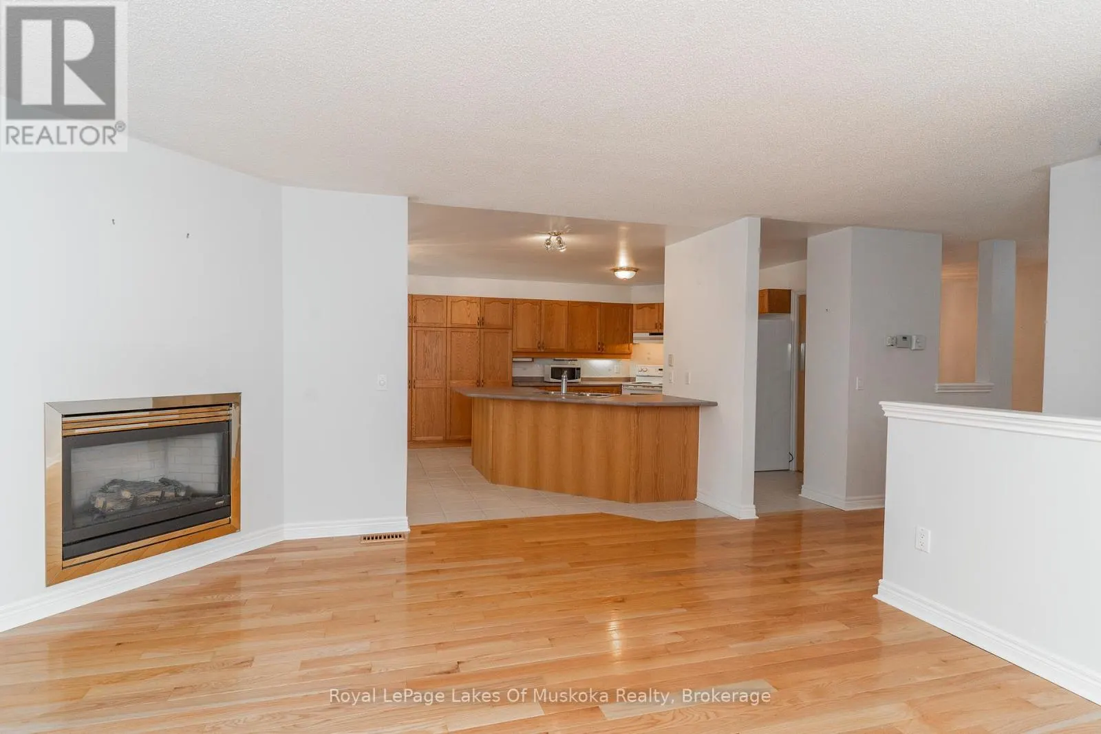 25 STONEHEDGE CLOSE