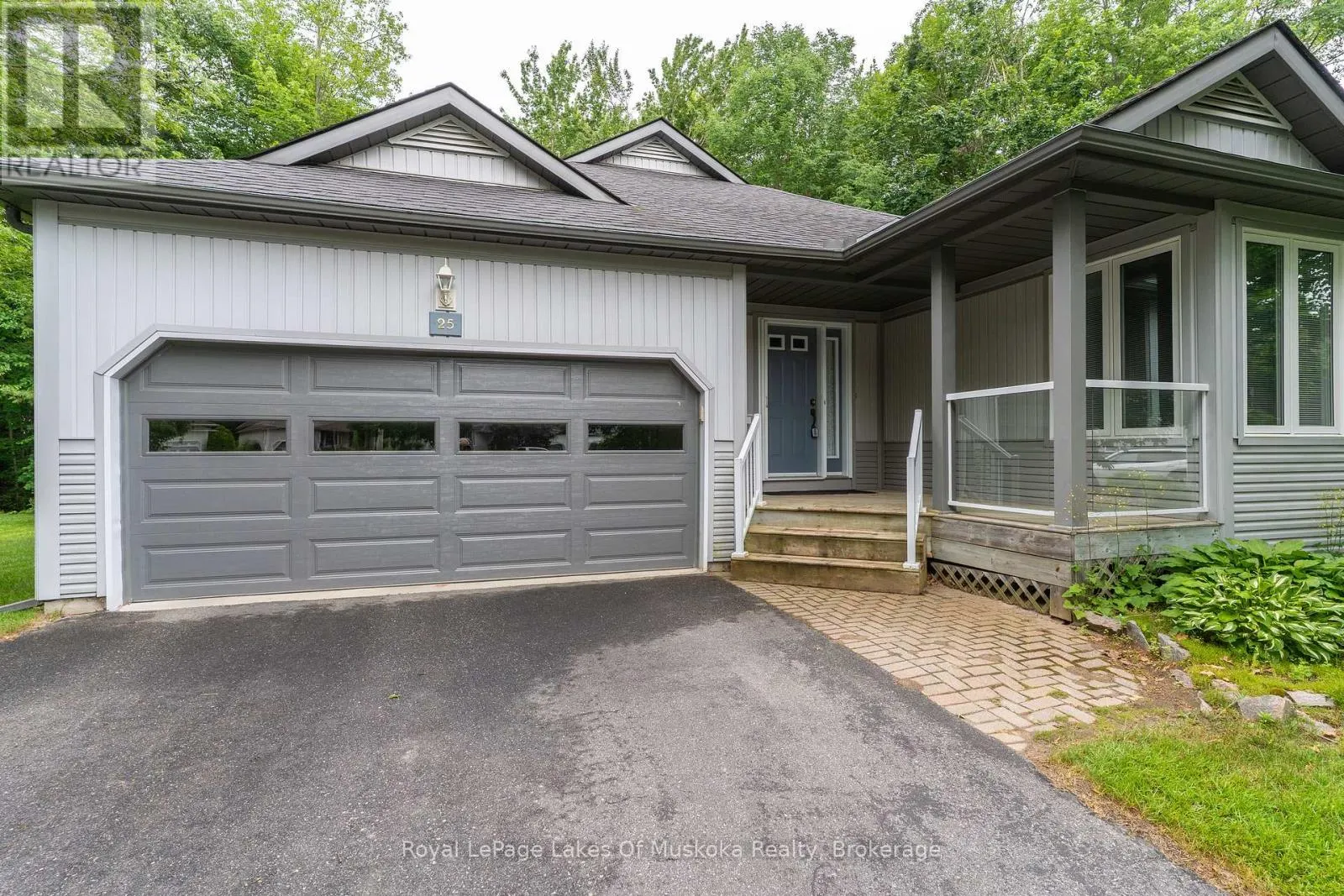 25 STONEHEDGE CLOSE