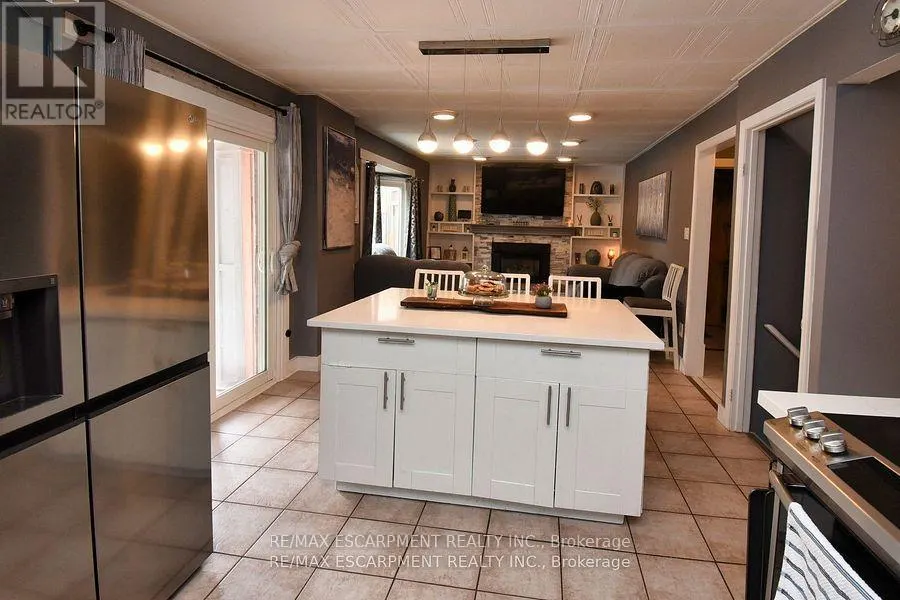 448 ACADIA DRIVE