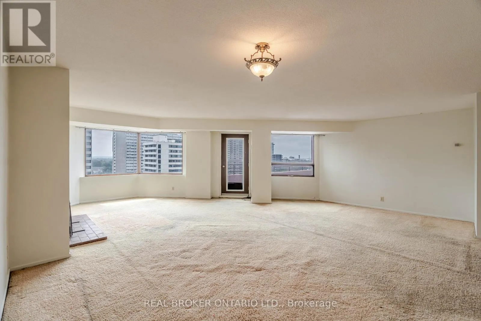 1402 - 151 BAY STREET