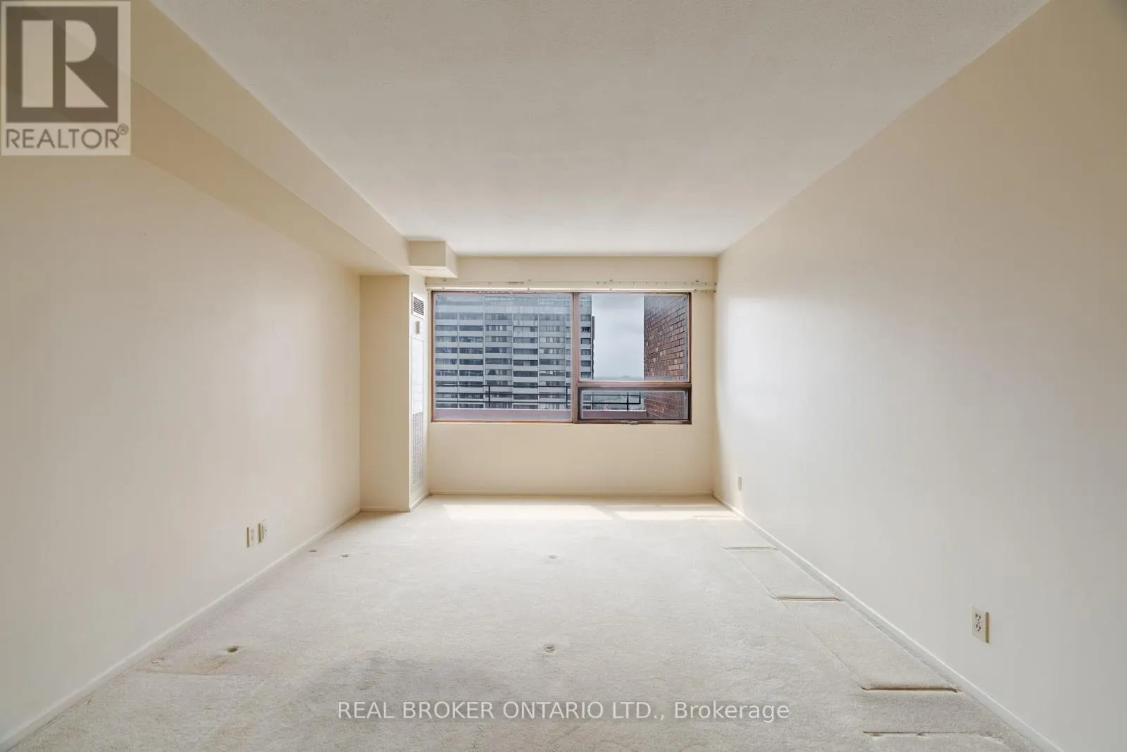 1402 - 151 BAY STREET