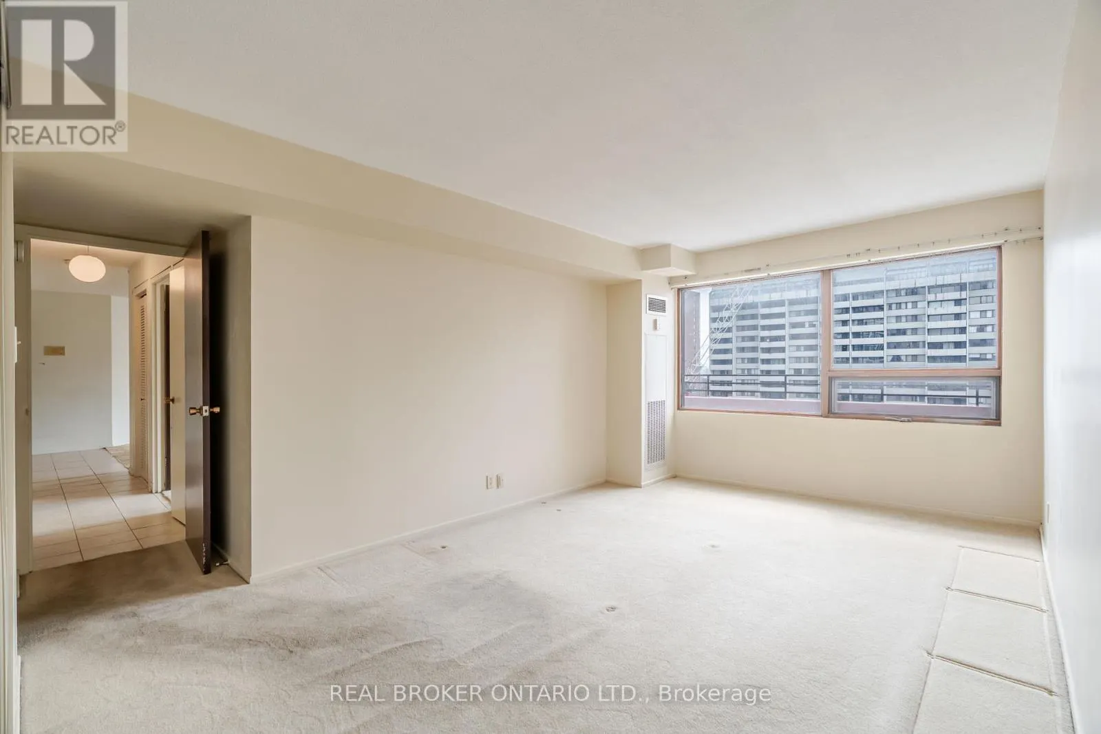 1402 - 151 BAY STREET