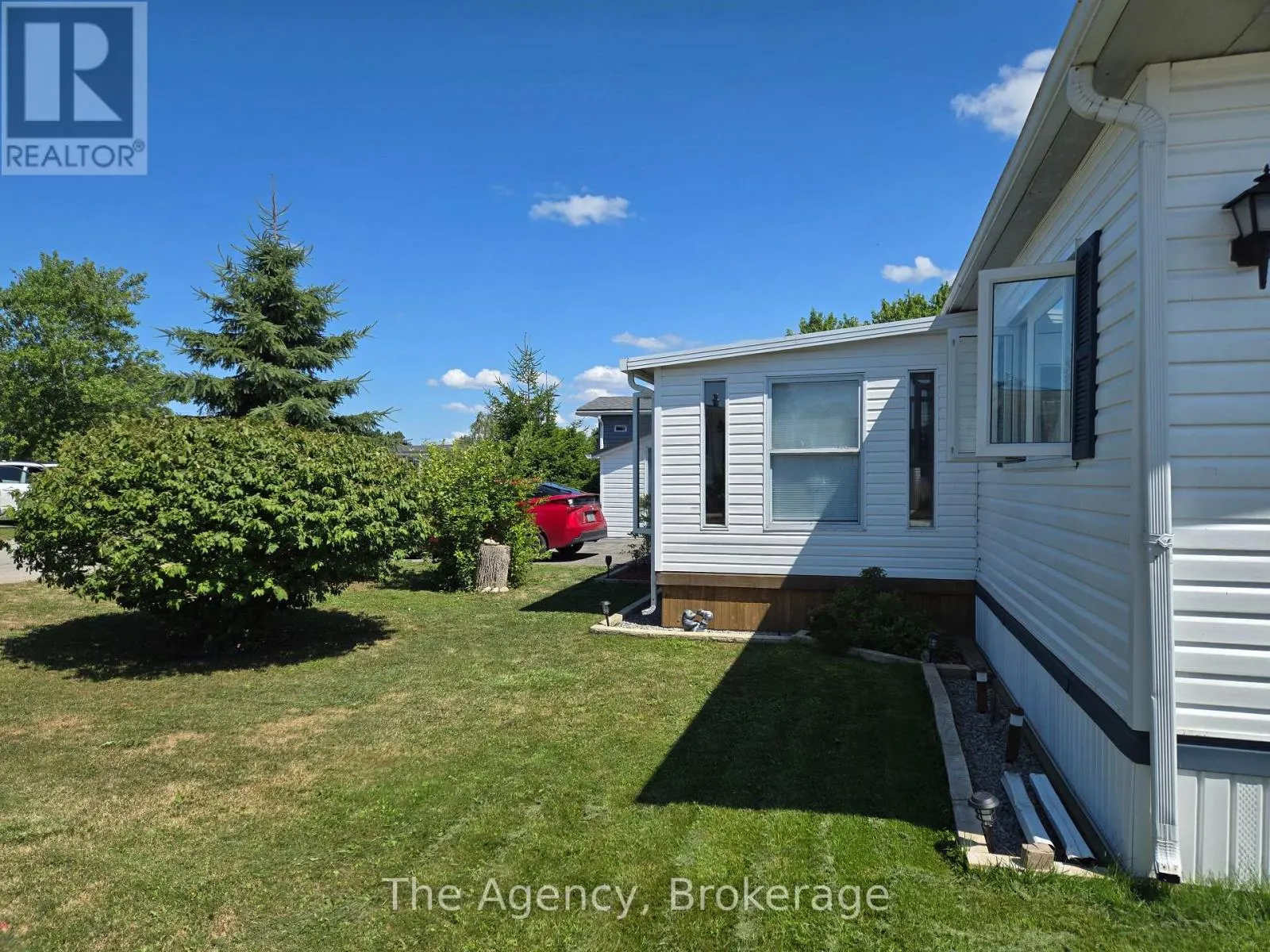 10 - 3033 TOWNLINE ROAD, #10