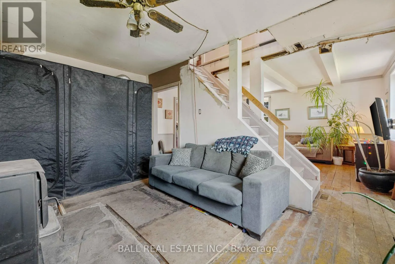 589 COUNTY ROAD 8