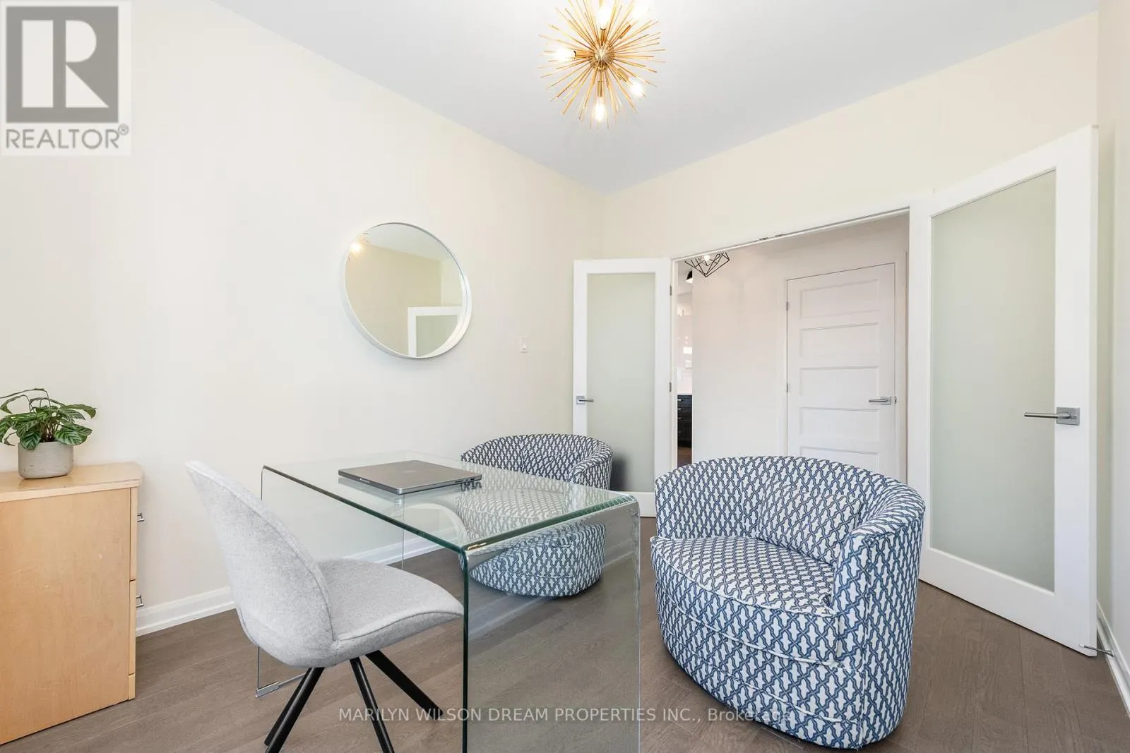 228 ONYX CRESCENT