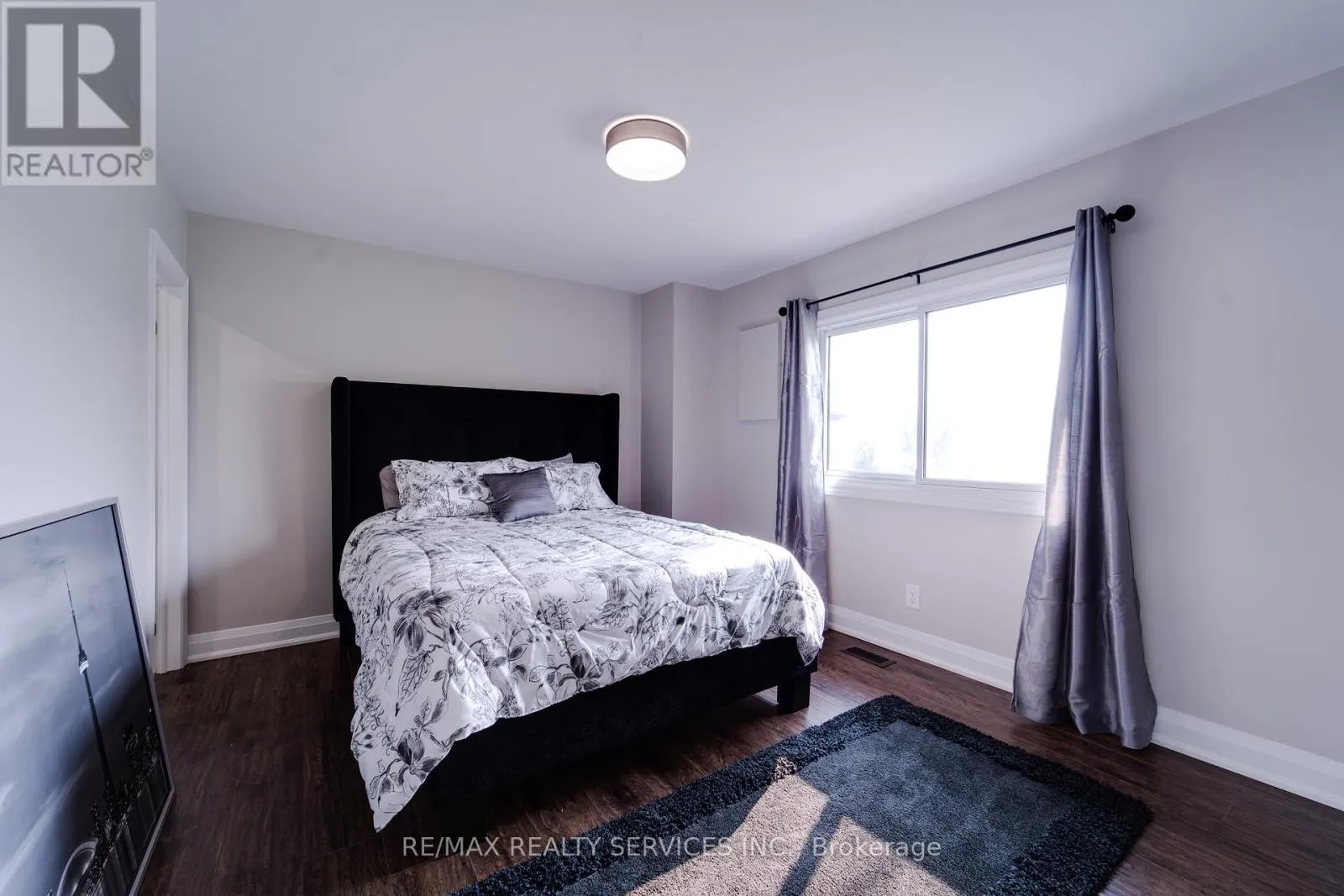 885 GLEN CEDAR DRIVE