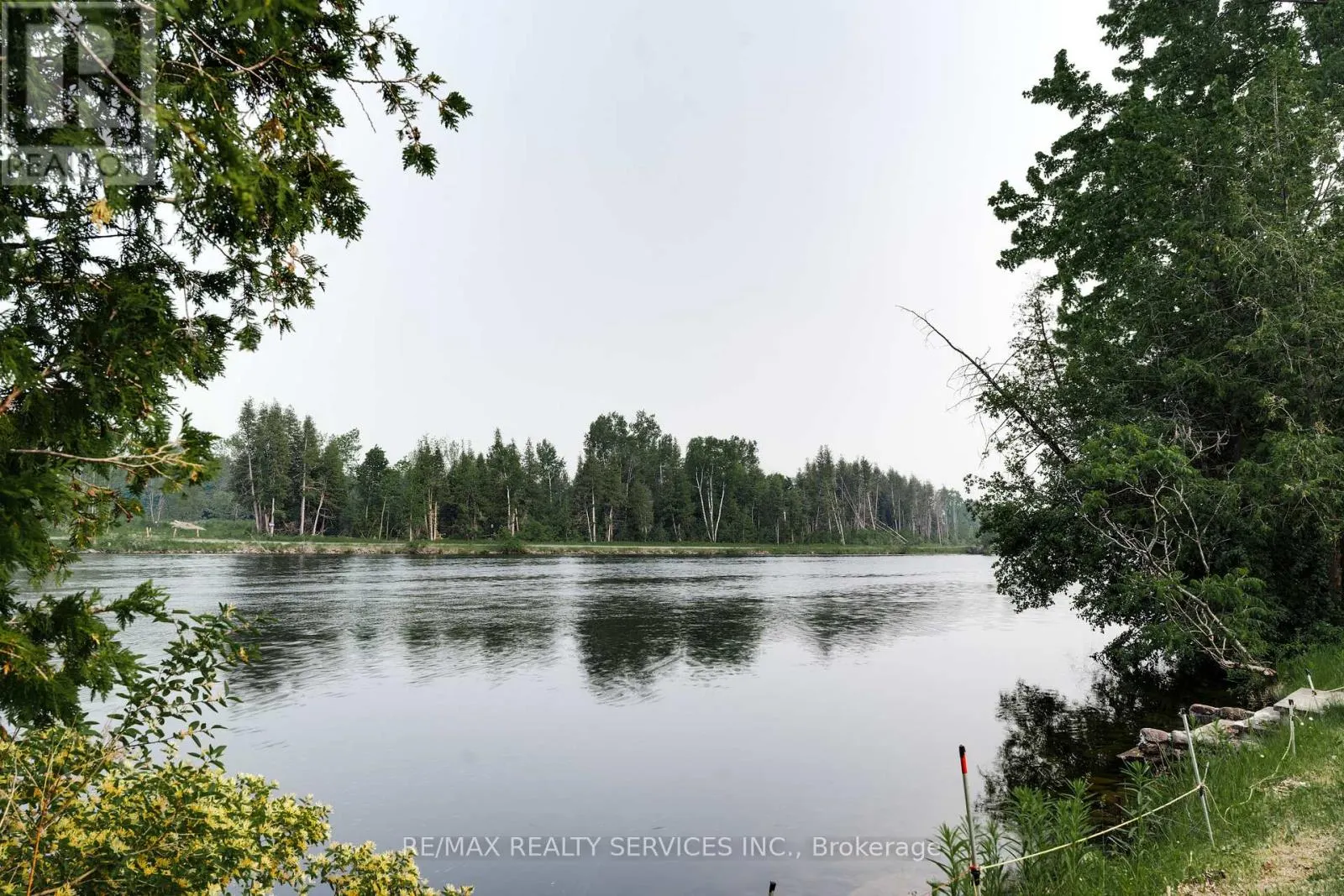 885 GLEN CEDAR DRIVE