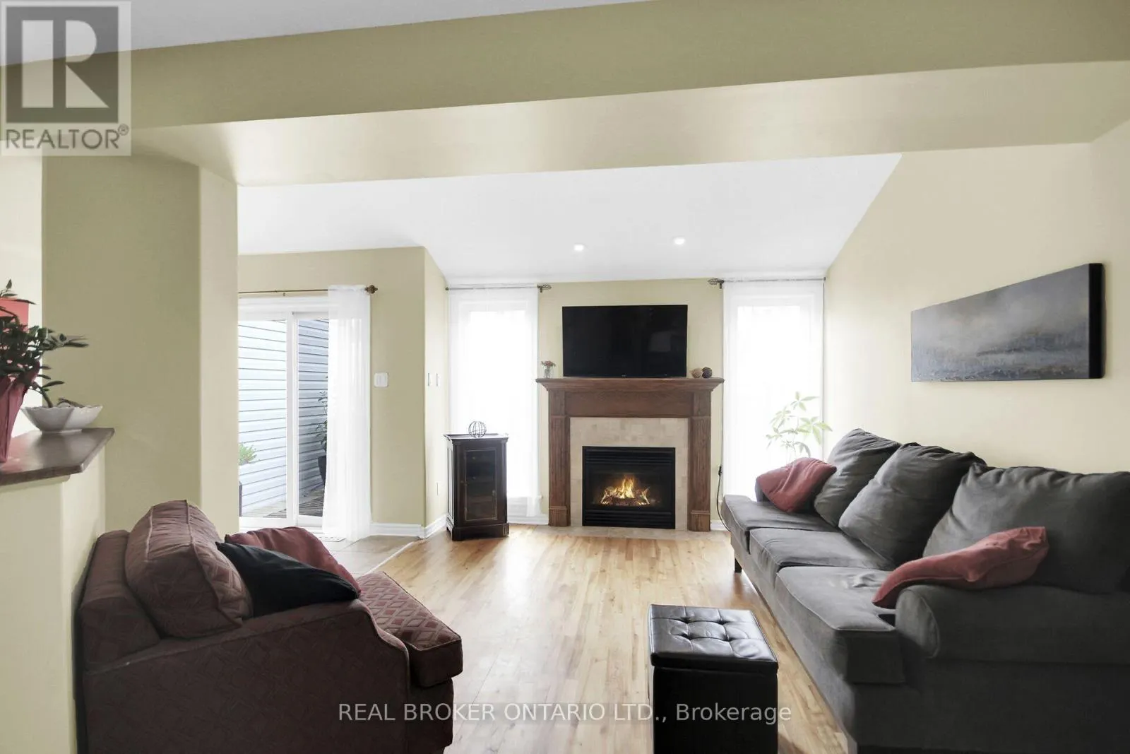 181 TALLTREE CRESCENT