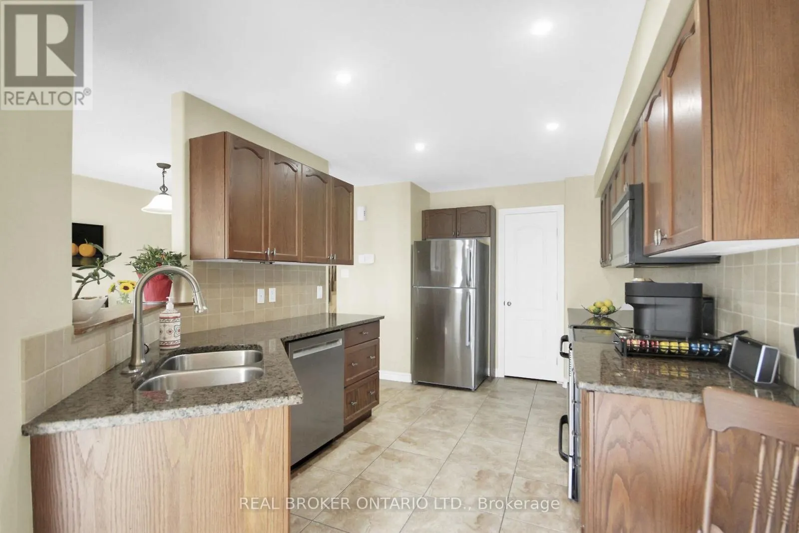 181 TALLTREE CRESCENT