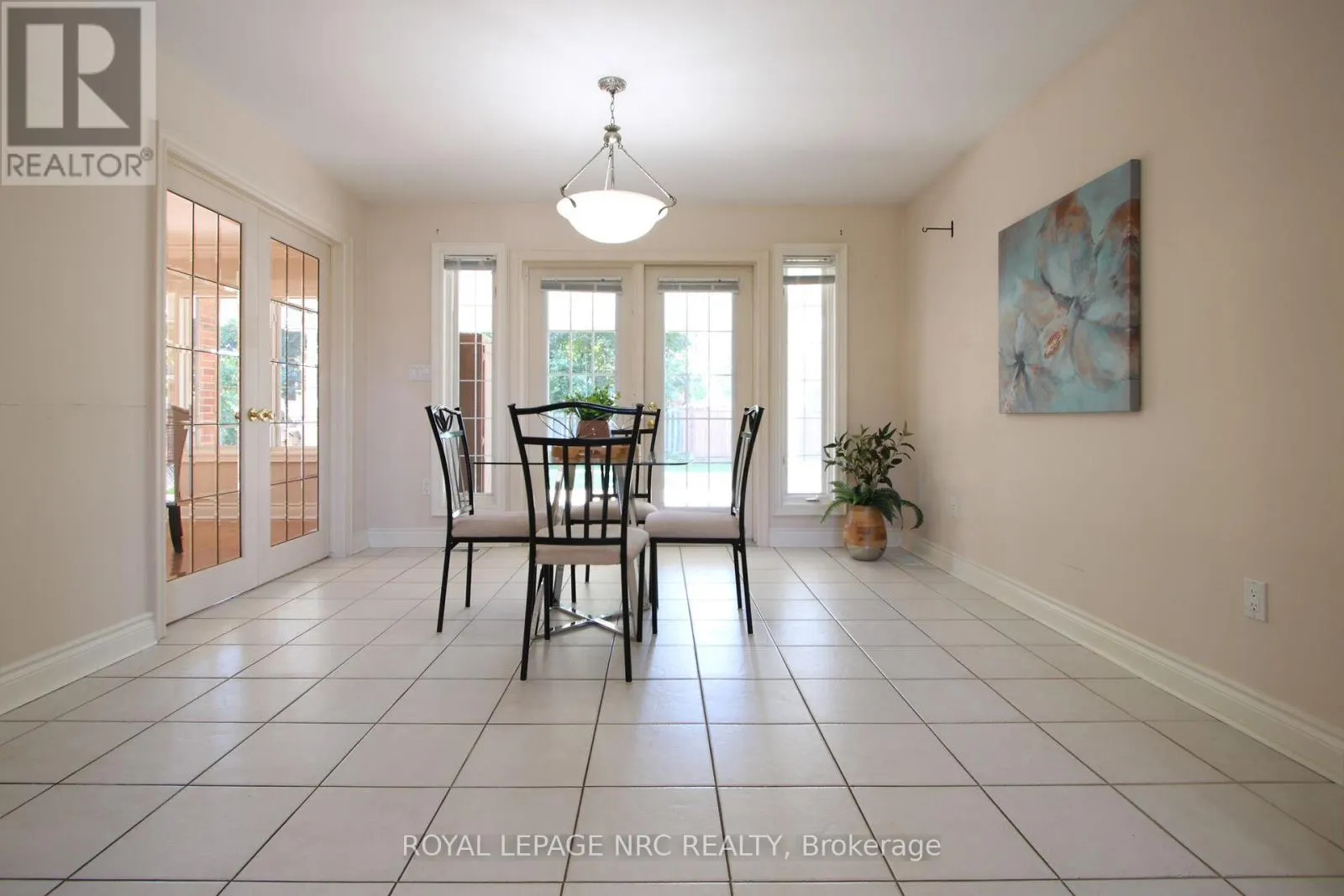 2A JULIANA CRESCENT