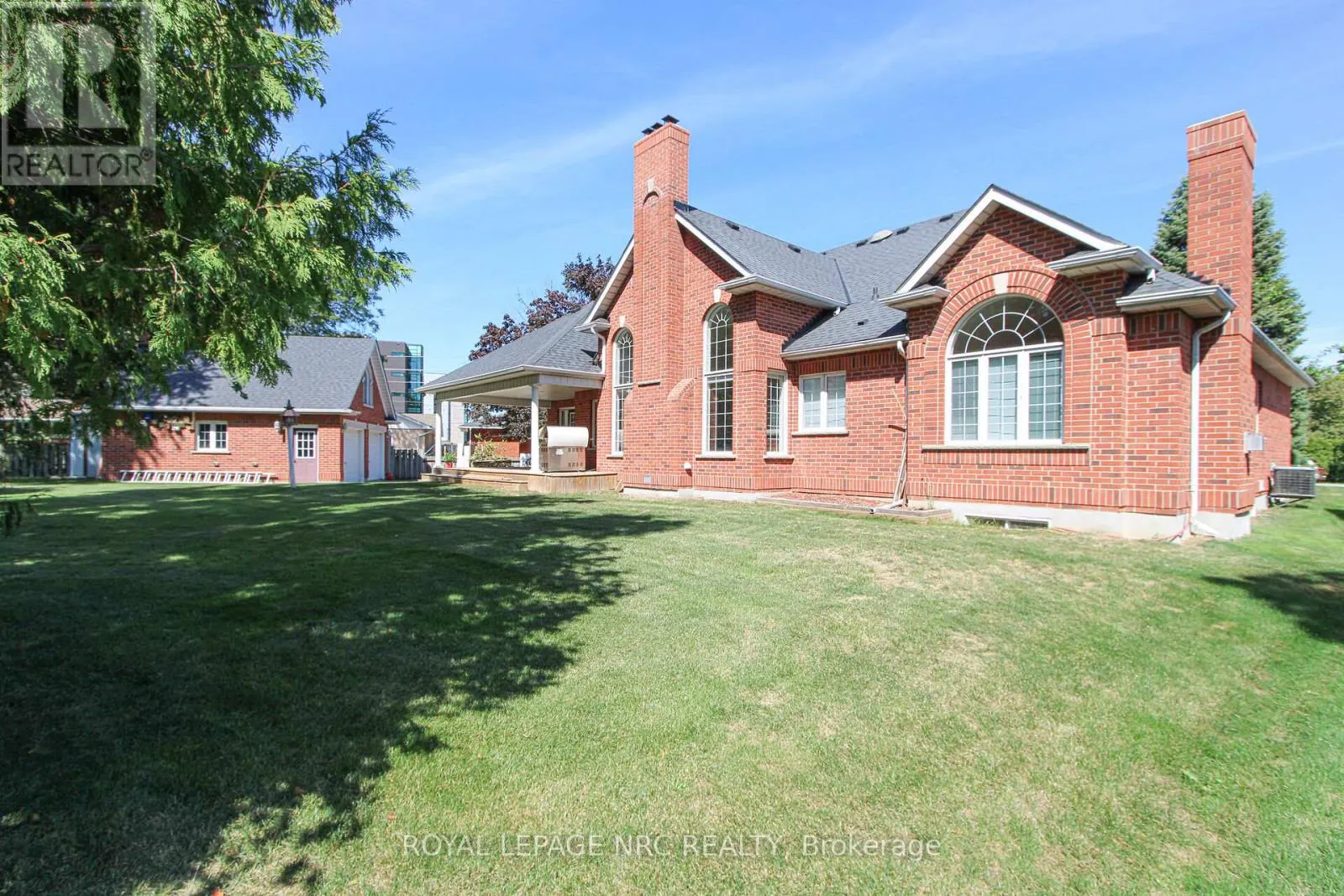 2A JULIANA CRESCENT