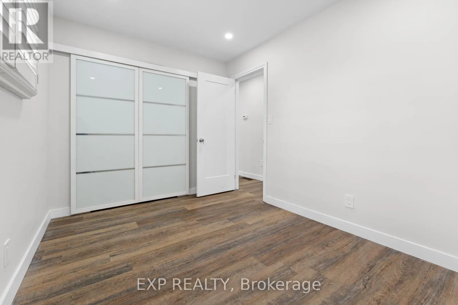 121 TOLLGATE ROAD