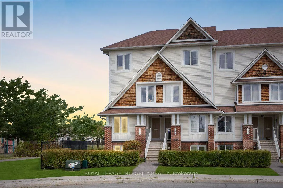 732 LAKERIDGE DRIVE