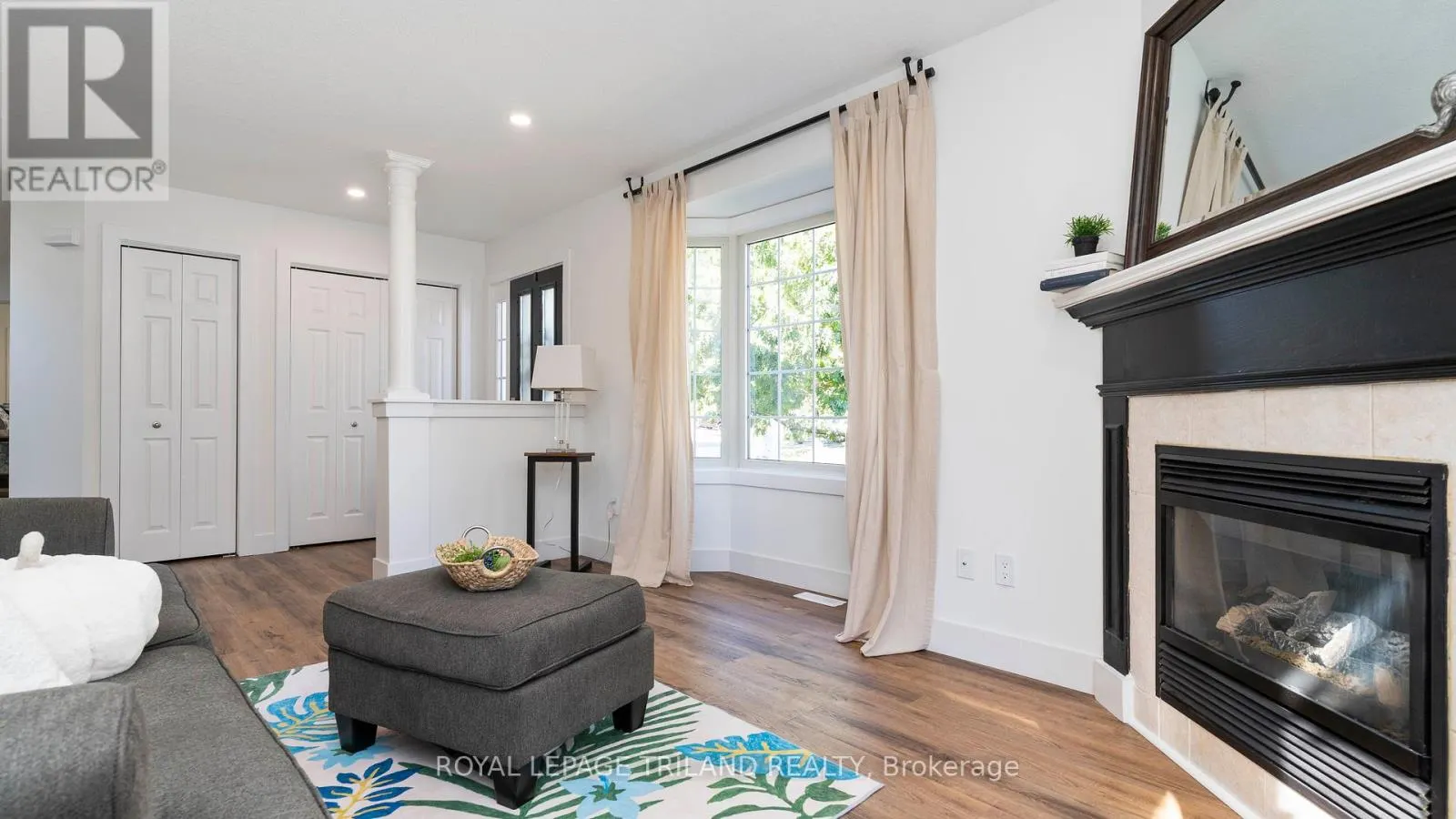 4 SCHREYER DRIVE