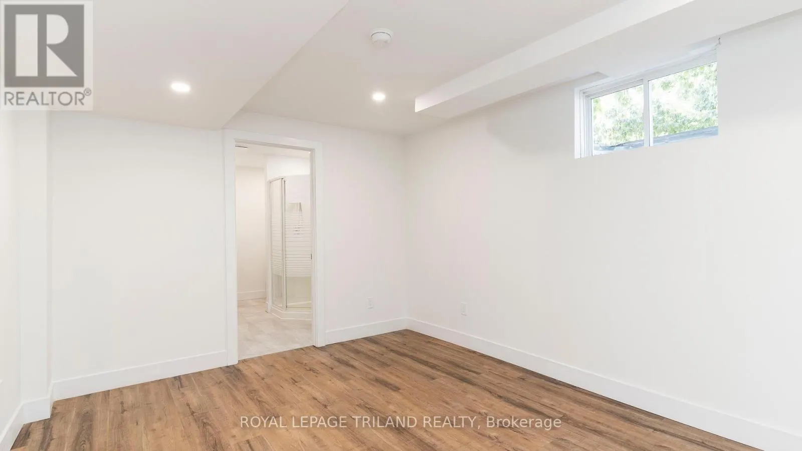 4 SCHREYER DRIVE