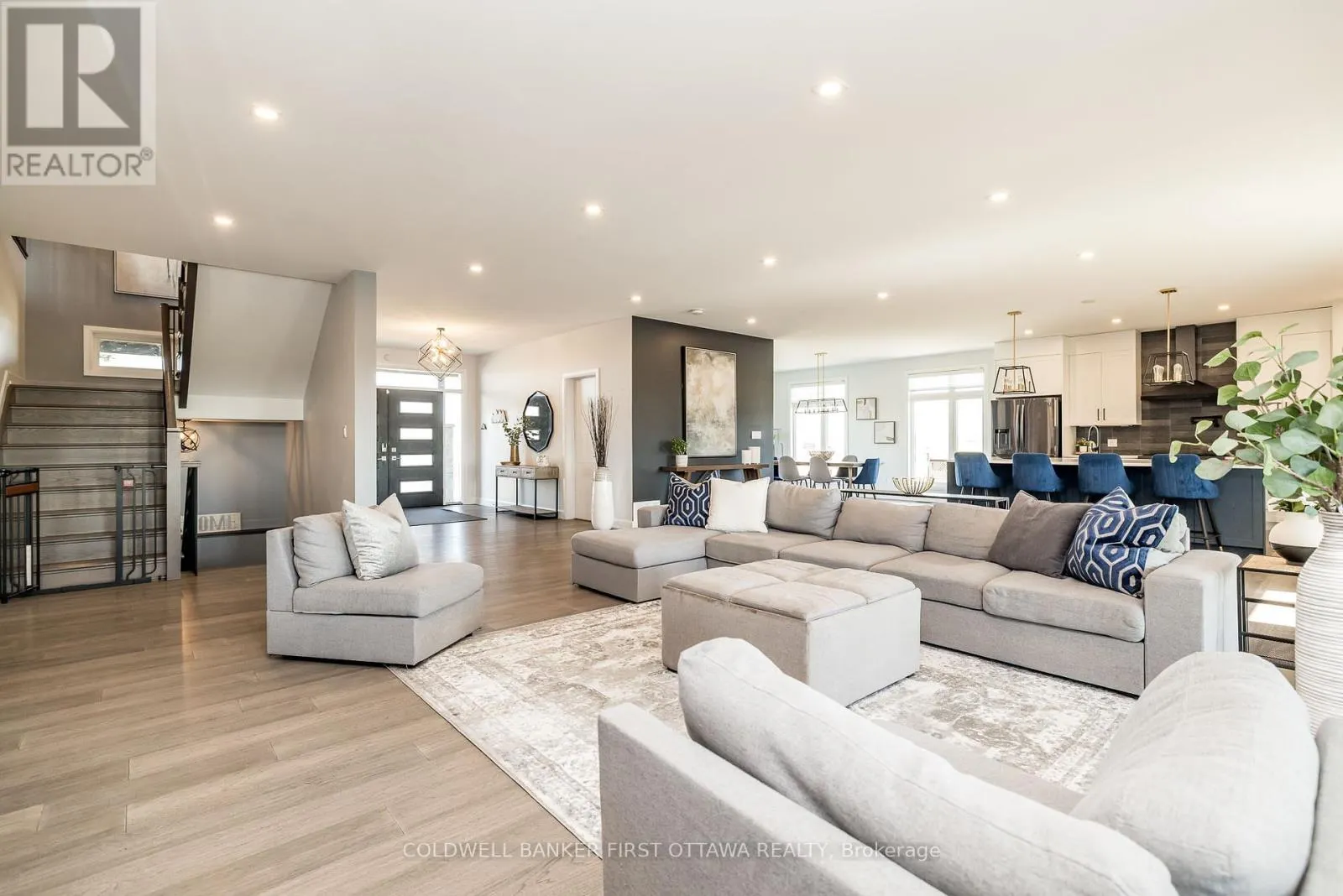 5758 FERNBANK ROAD