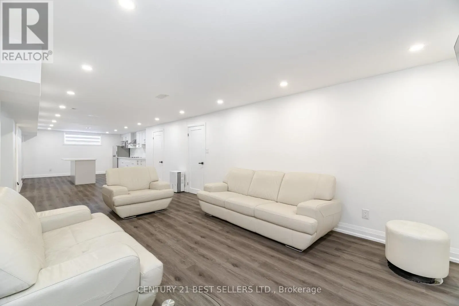 3446 GOVERNORS ROAD