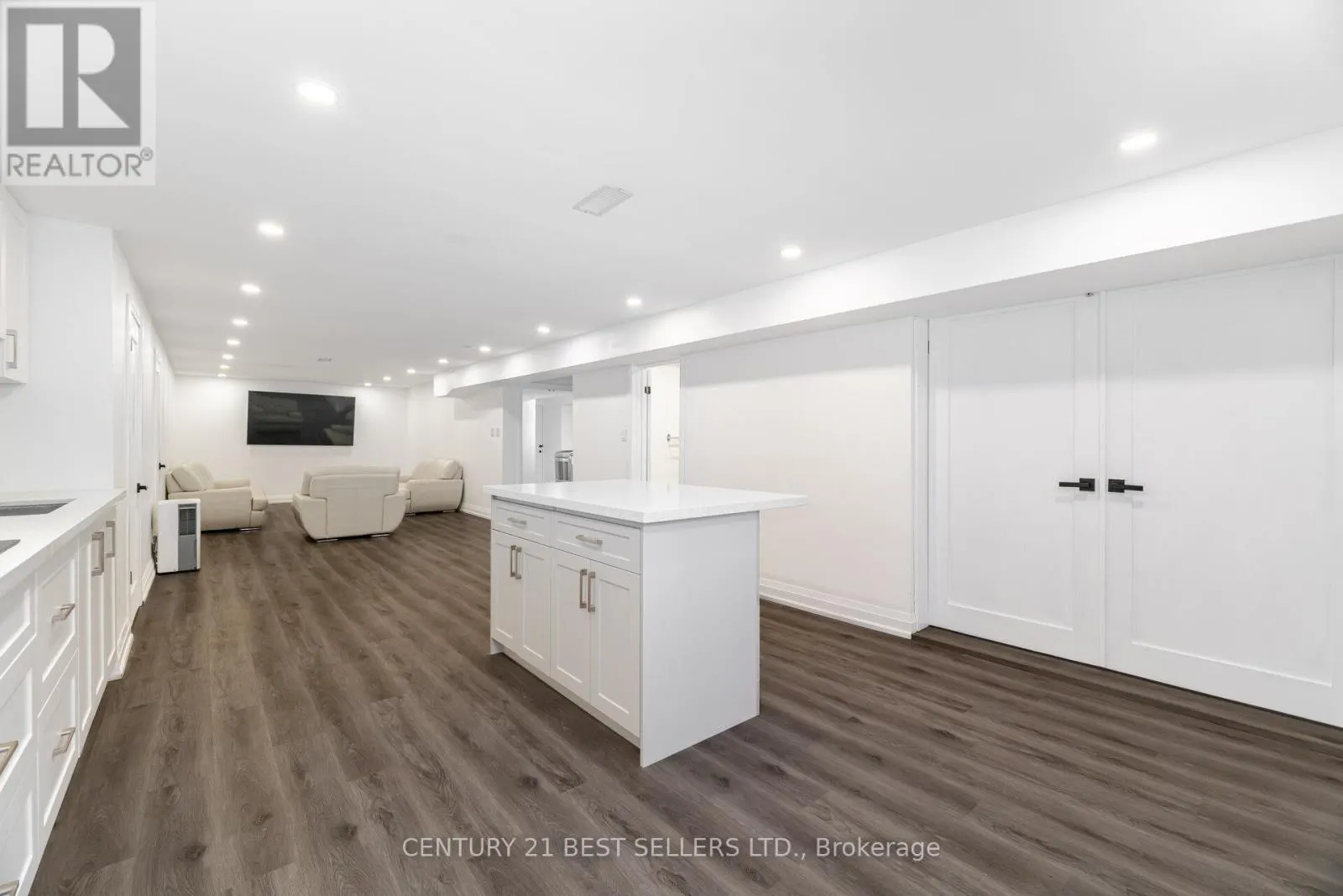 3446 GOVERNORS ROAD