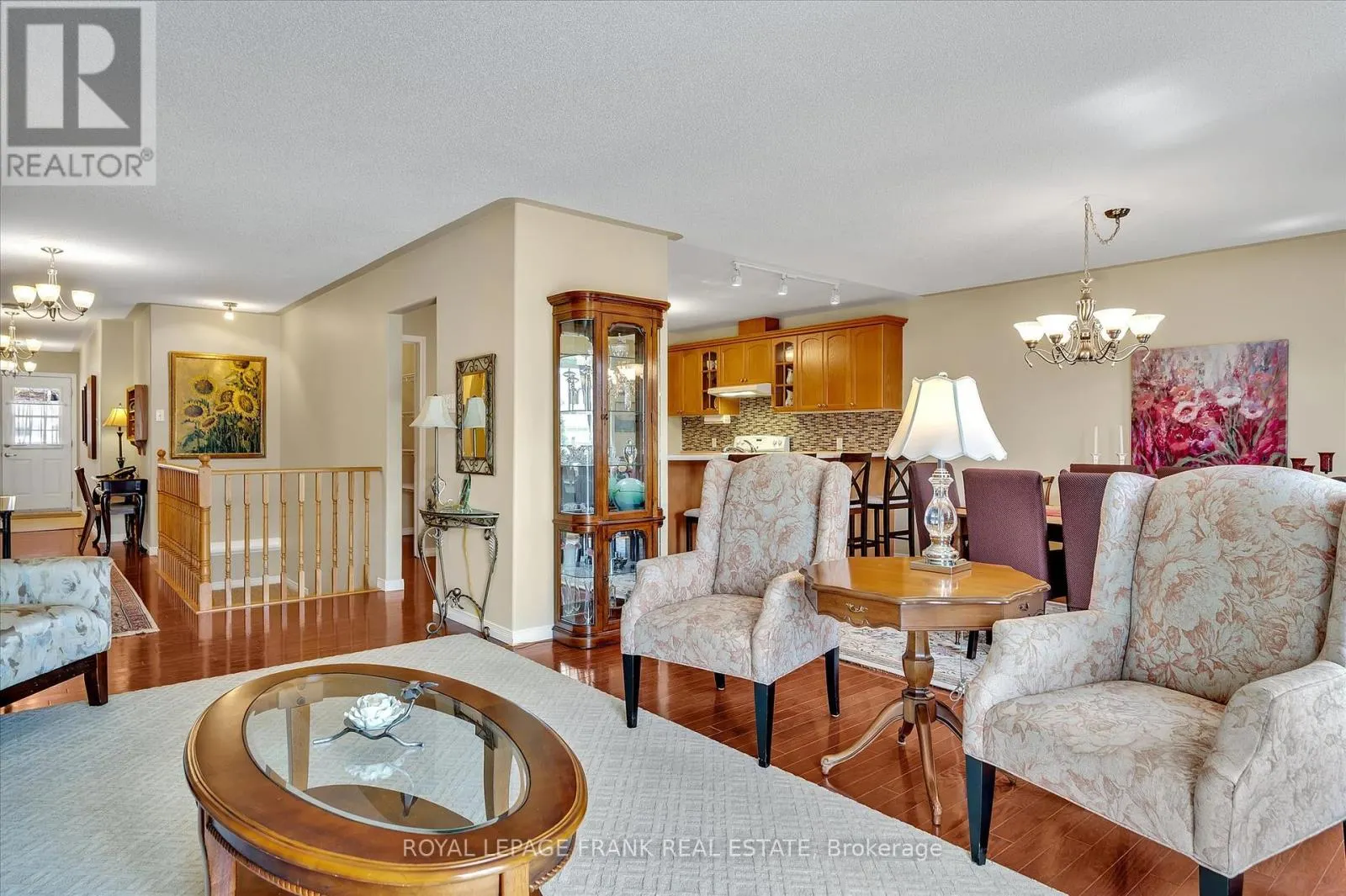 12 - 877 WENTWORTH STREET, #12