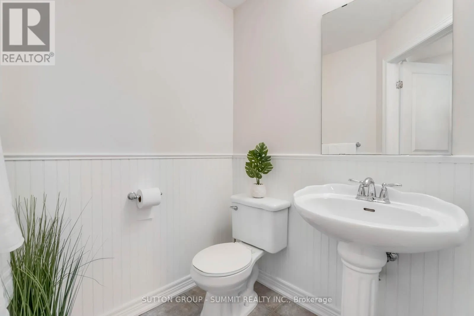 25 - 337 BEACH BOULEVARD