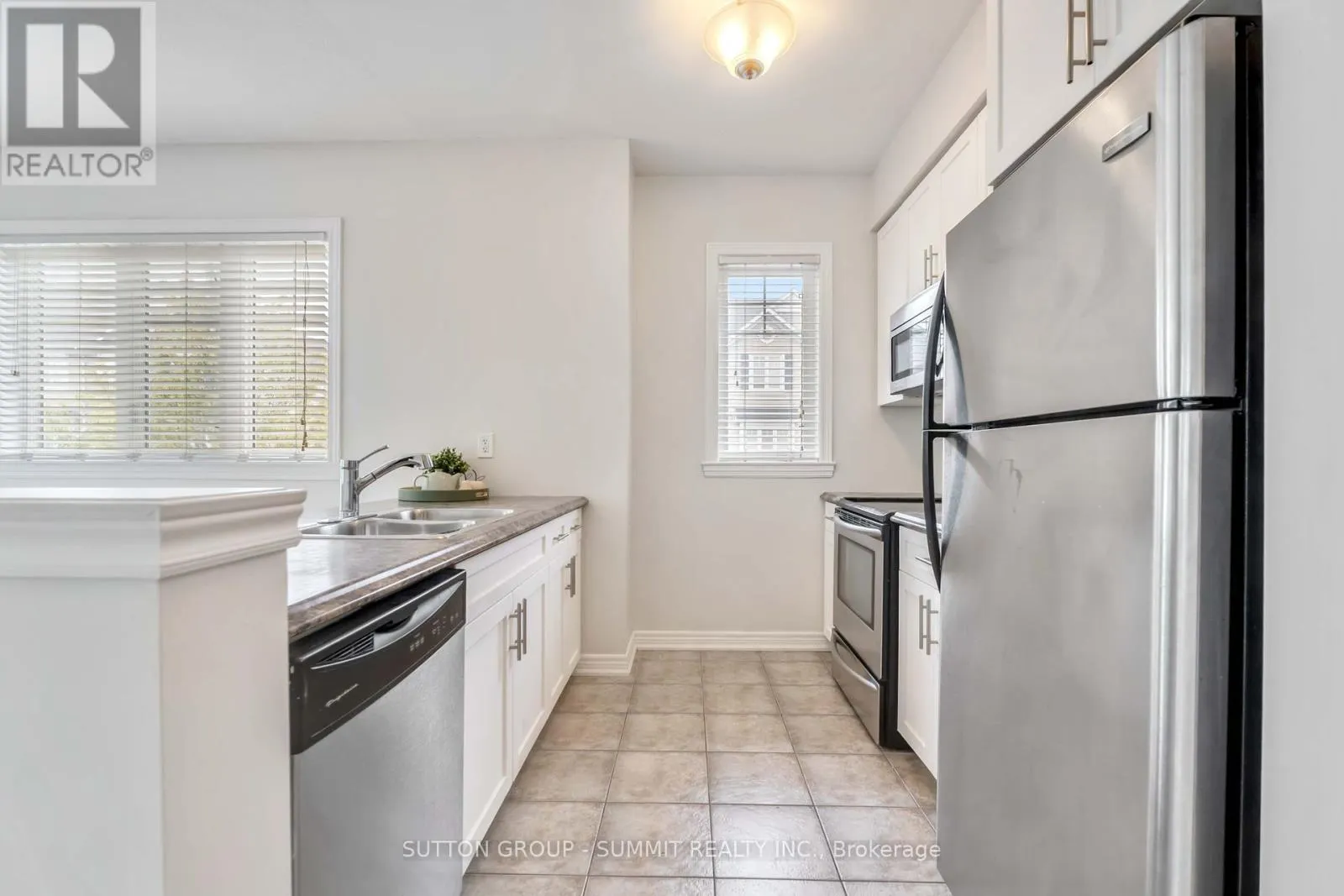 25 - 337 BEACH BOULEVARD