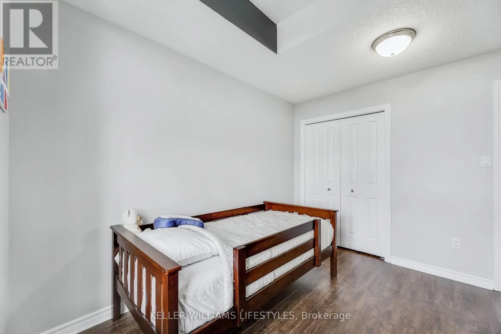 940 GRENFELL DRIVE