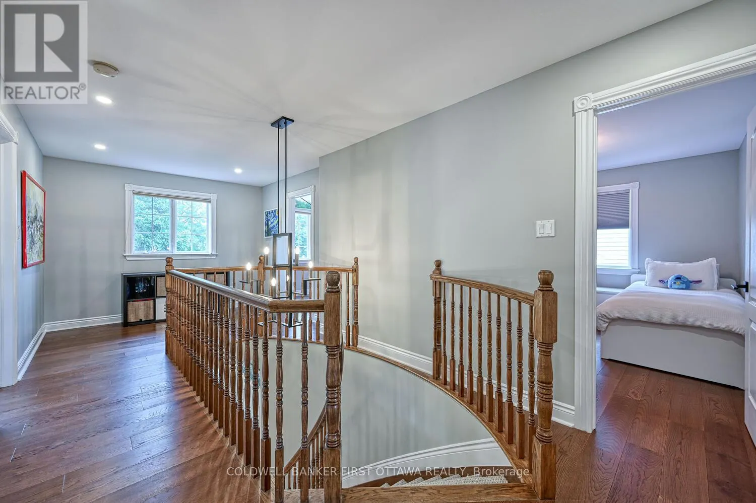 105 SIROCCO CRESCENT
