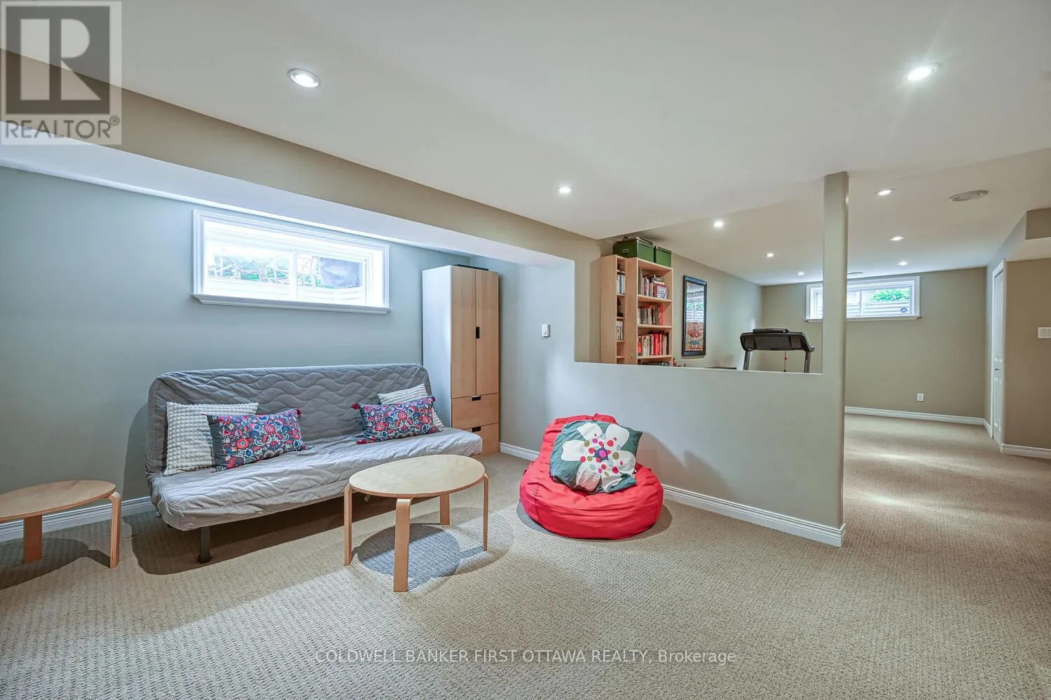 105 SIROCCO CRESCENT
